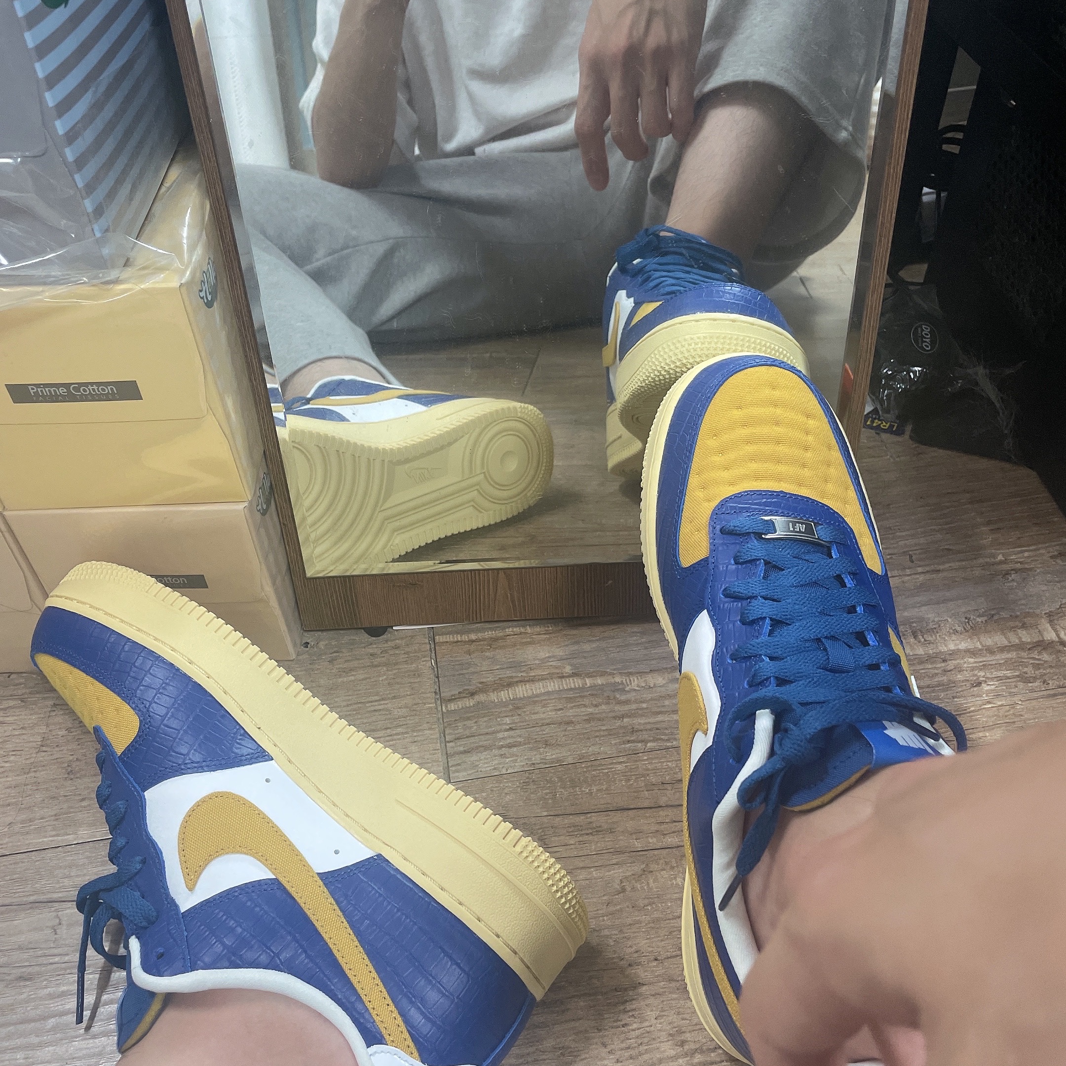 Nike x Undefeated Air Force 1 Low SP 5 On It Court Blue 착용 스타일