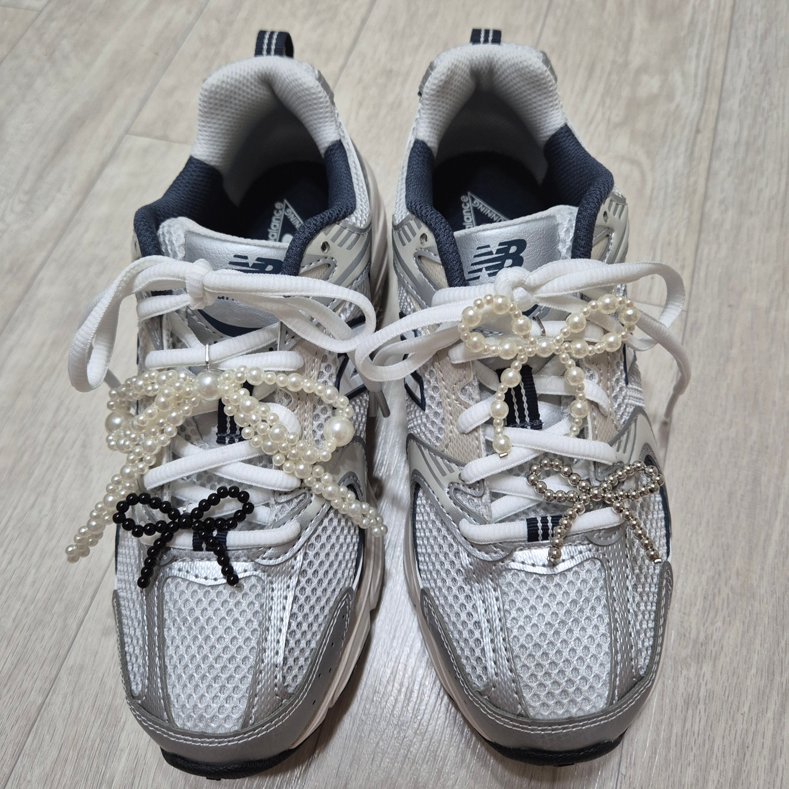 New Balance 530 Steel Grey 착용 스타일