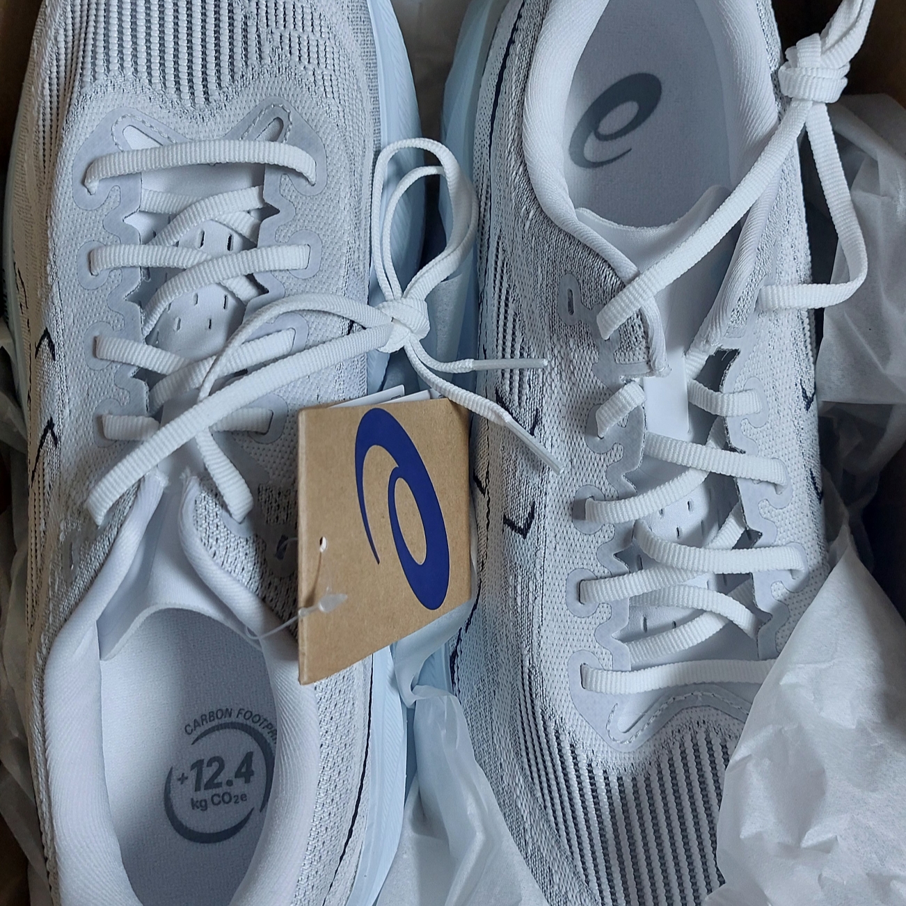 Asics Superblast 2 White Cool Grey 착용 스타일 - 1