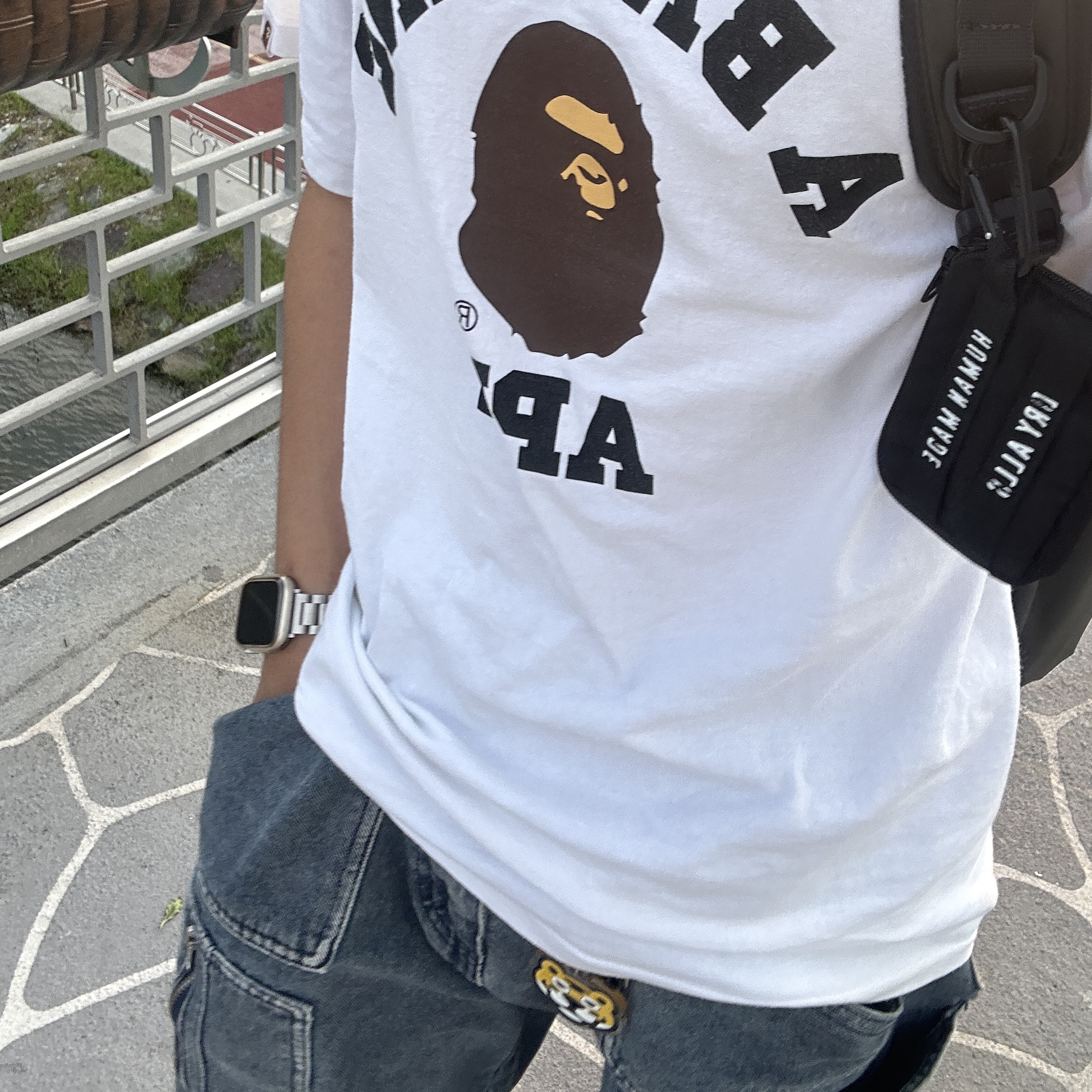 Human Made Military Card Case Black, Human Made Acrylic Animal Keyring Yellow 착용 스타일