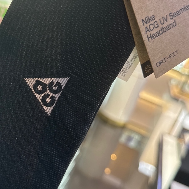 Nike ACG Dri-Fit UV Lightweight Headband Black 착용 스타일