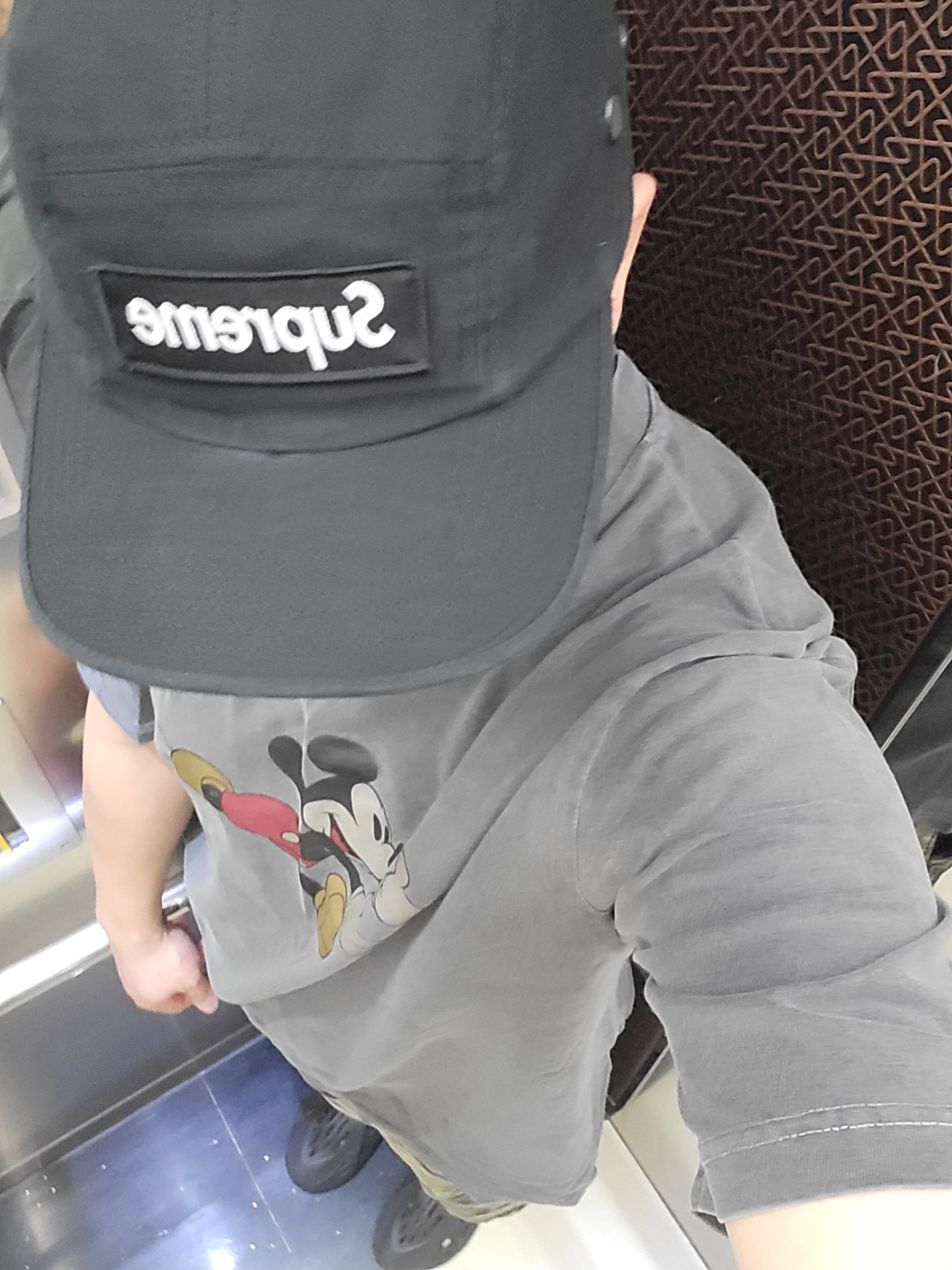 Supreme Military Camp Cap Black - 24FW, Adidas Yeezy Foam RNNR Onyx 착용 스타일