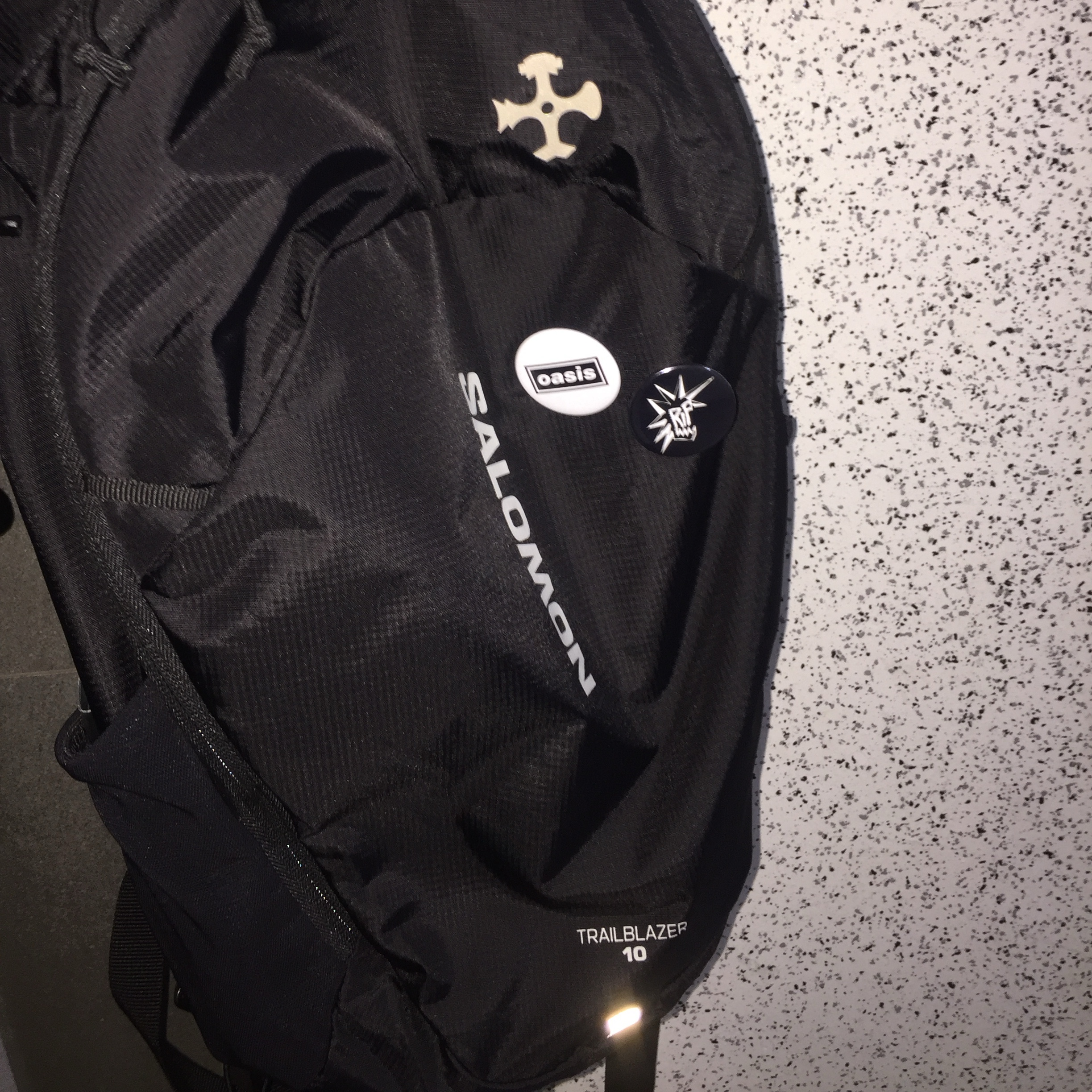 Salomon Trailblazer 10 Black 착용 스타일