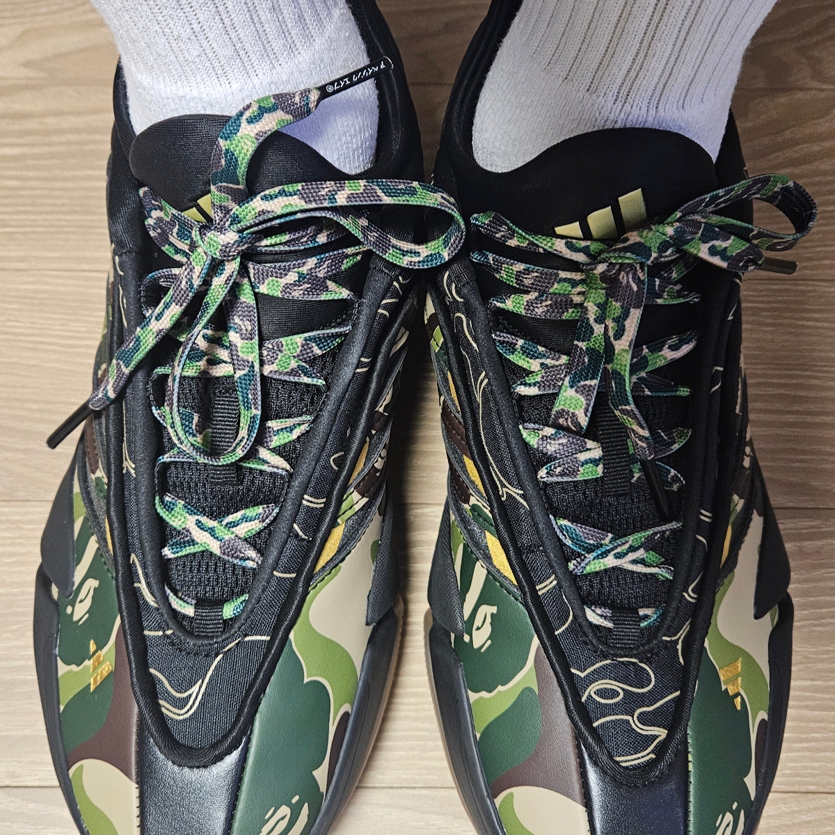 Adidas x BAPE Dame 9 Core Black 착용 스타일 - 2