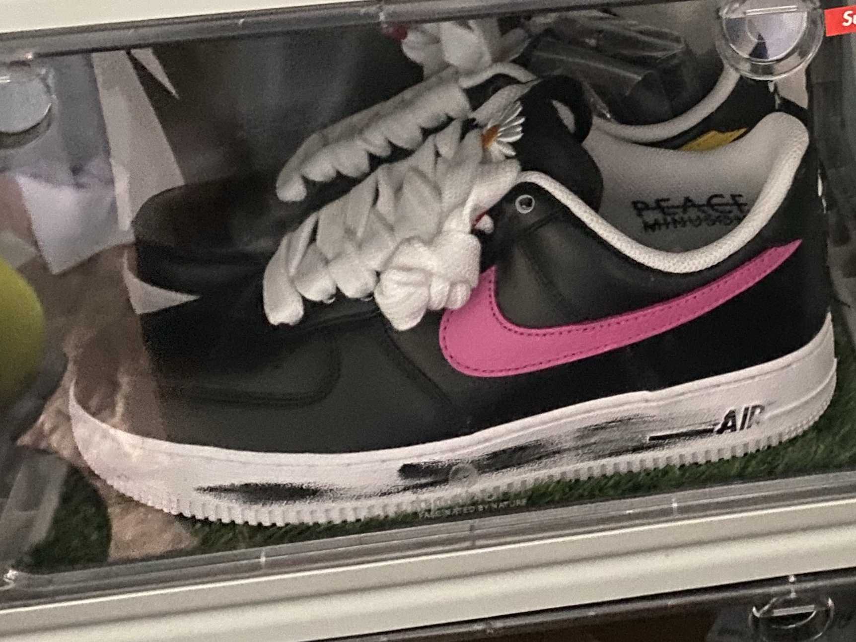 Nike x Peaceminusone Air Force 1 Low Para-Noise 3.0 Black and Multicolor 착용 스타일