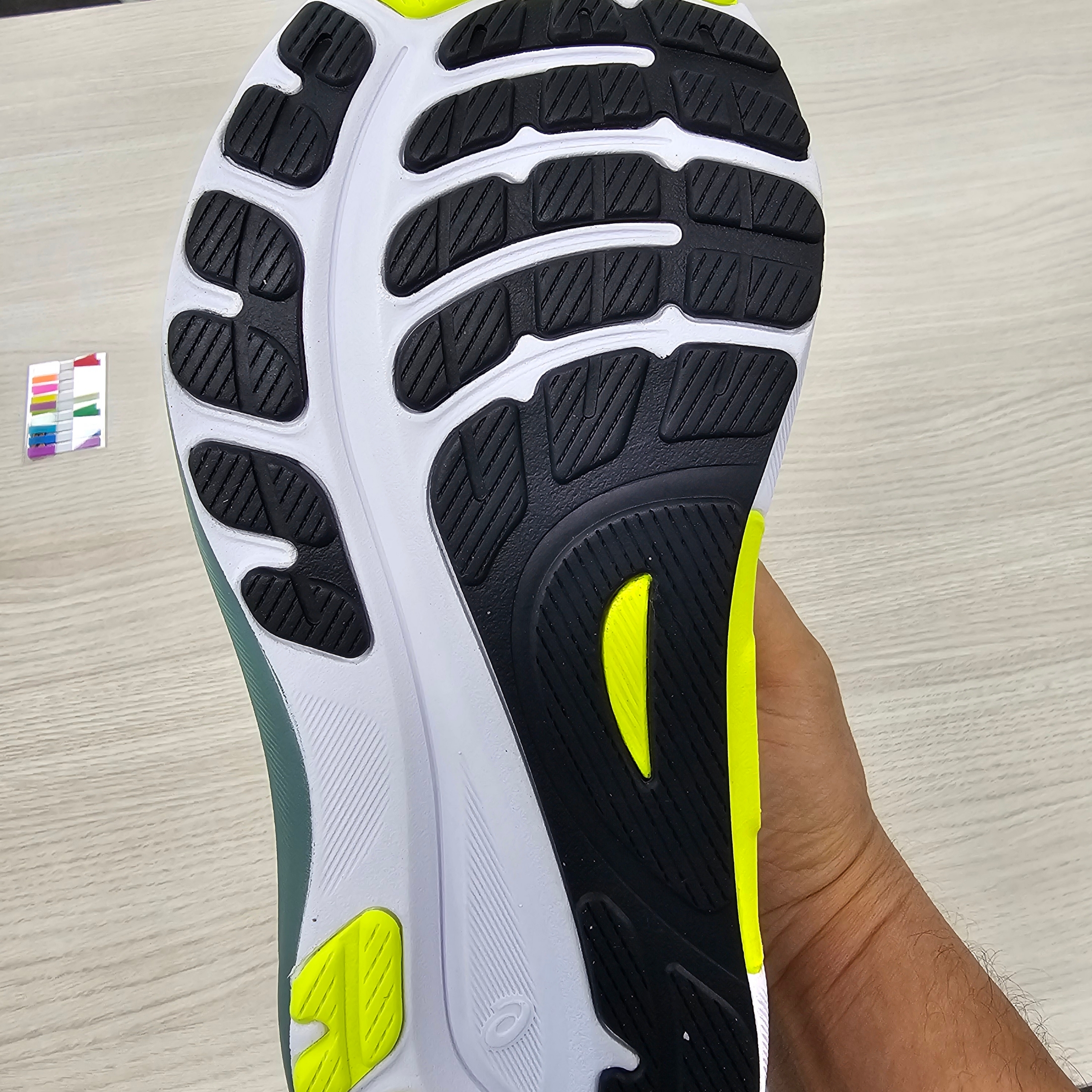 Asics Gel-Kayano 31 Cool Matcha Celadon - 4E Extra Wide 착용 스타일