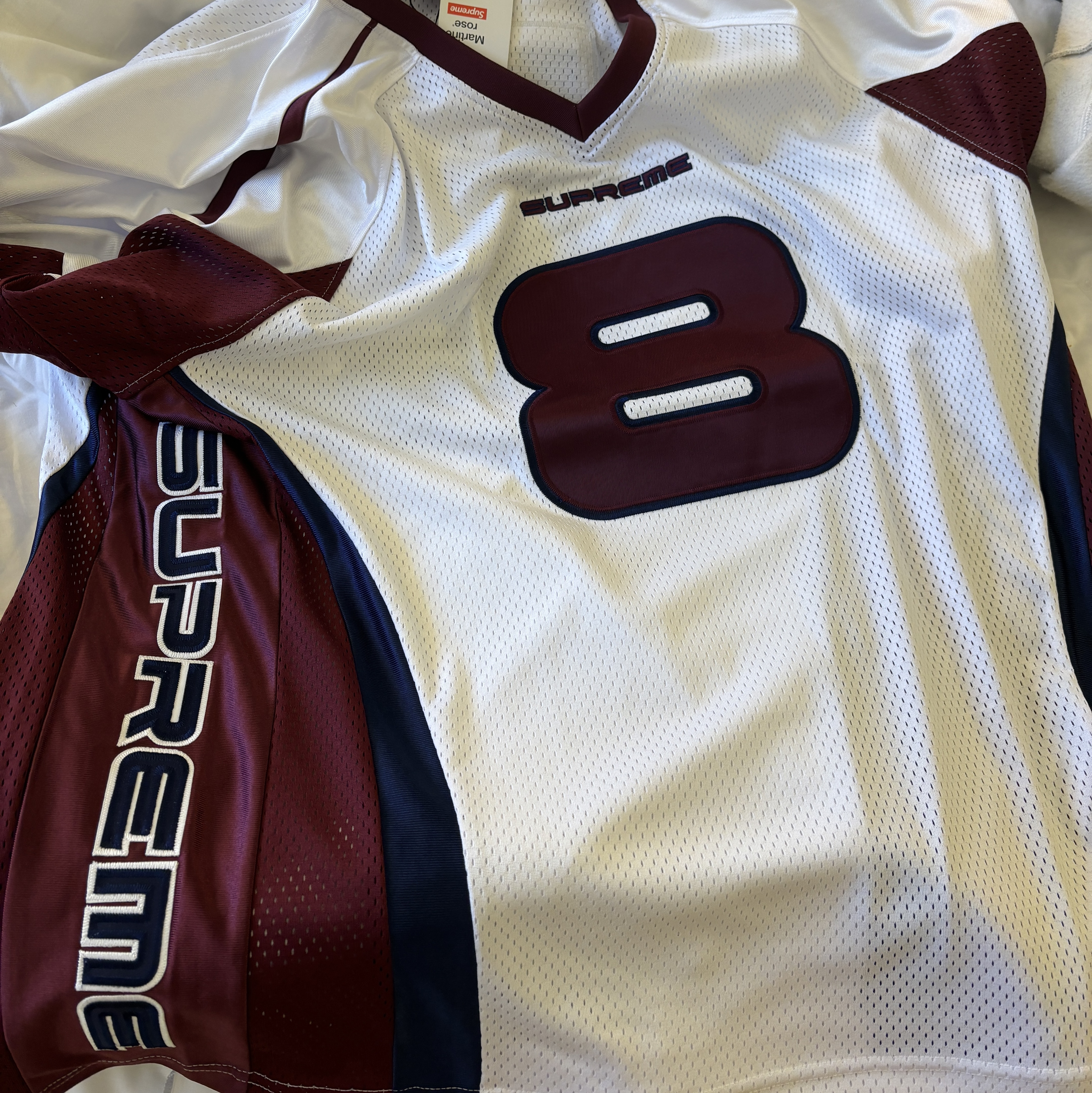 Supreme x Martine Rose Football Jersey White - 24FW, Supreme x Martine Rose Sweater Black - 24FW 착용 스타일 - 2