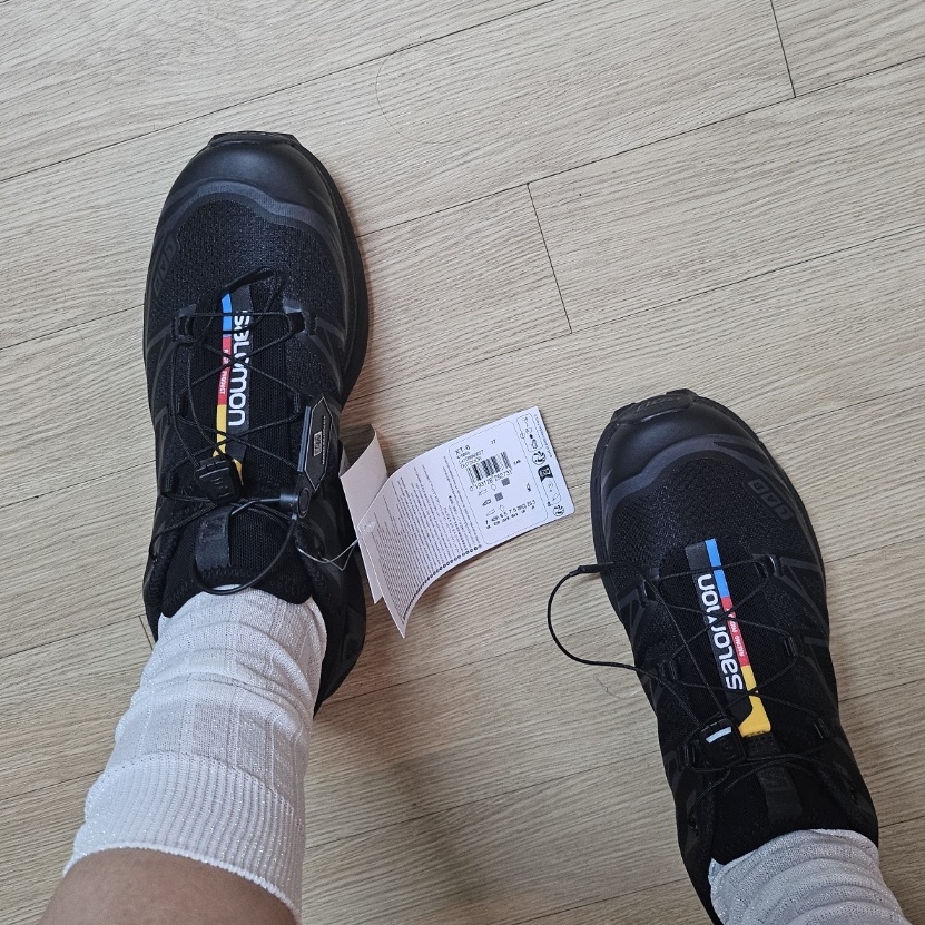 Salomon XT-6 ADV Black 착용 스타일