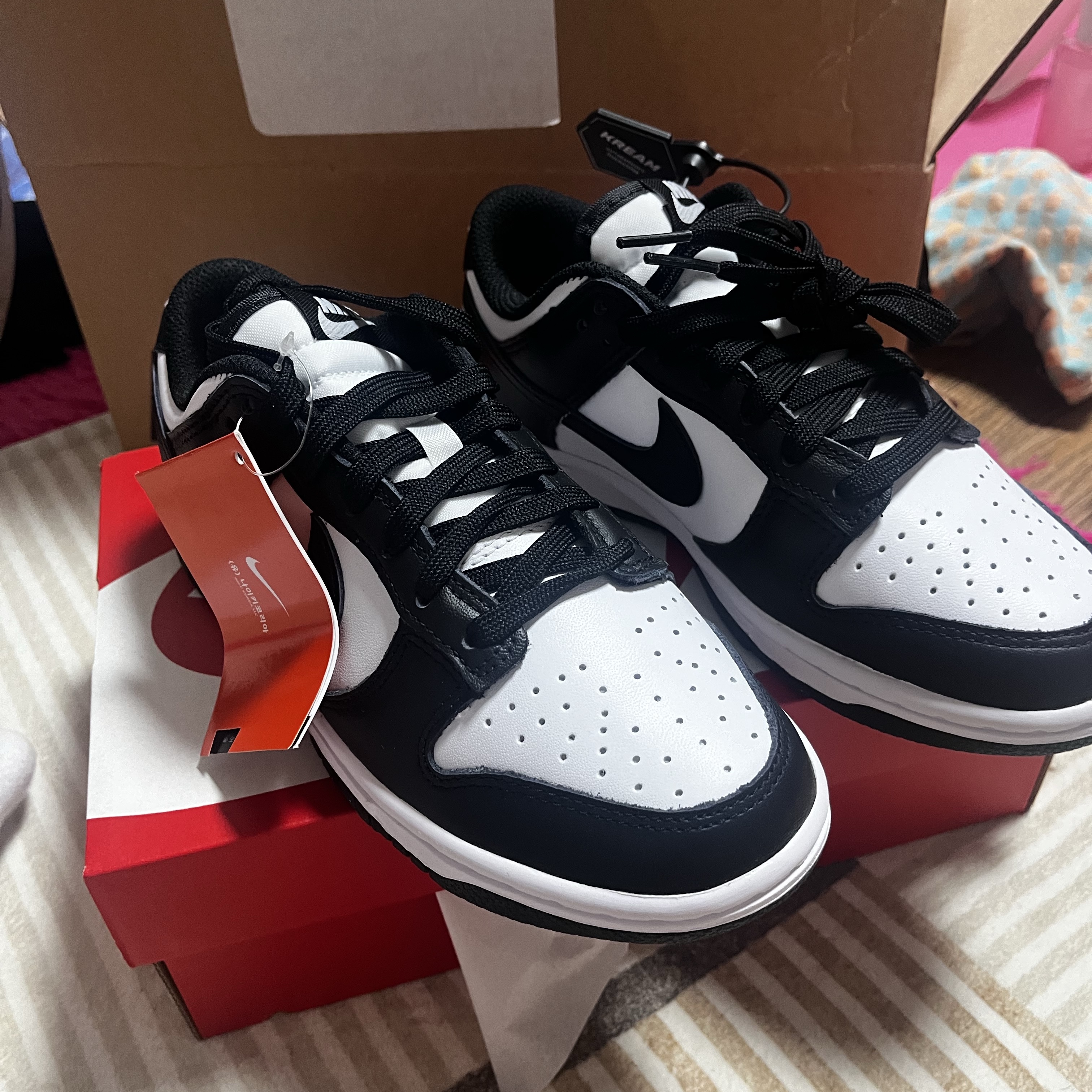 (W) Nike Dunk Low Black 착용 스타일
