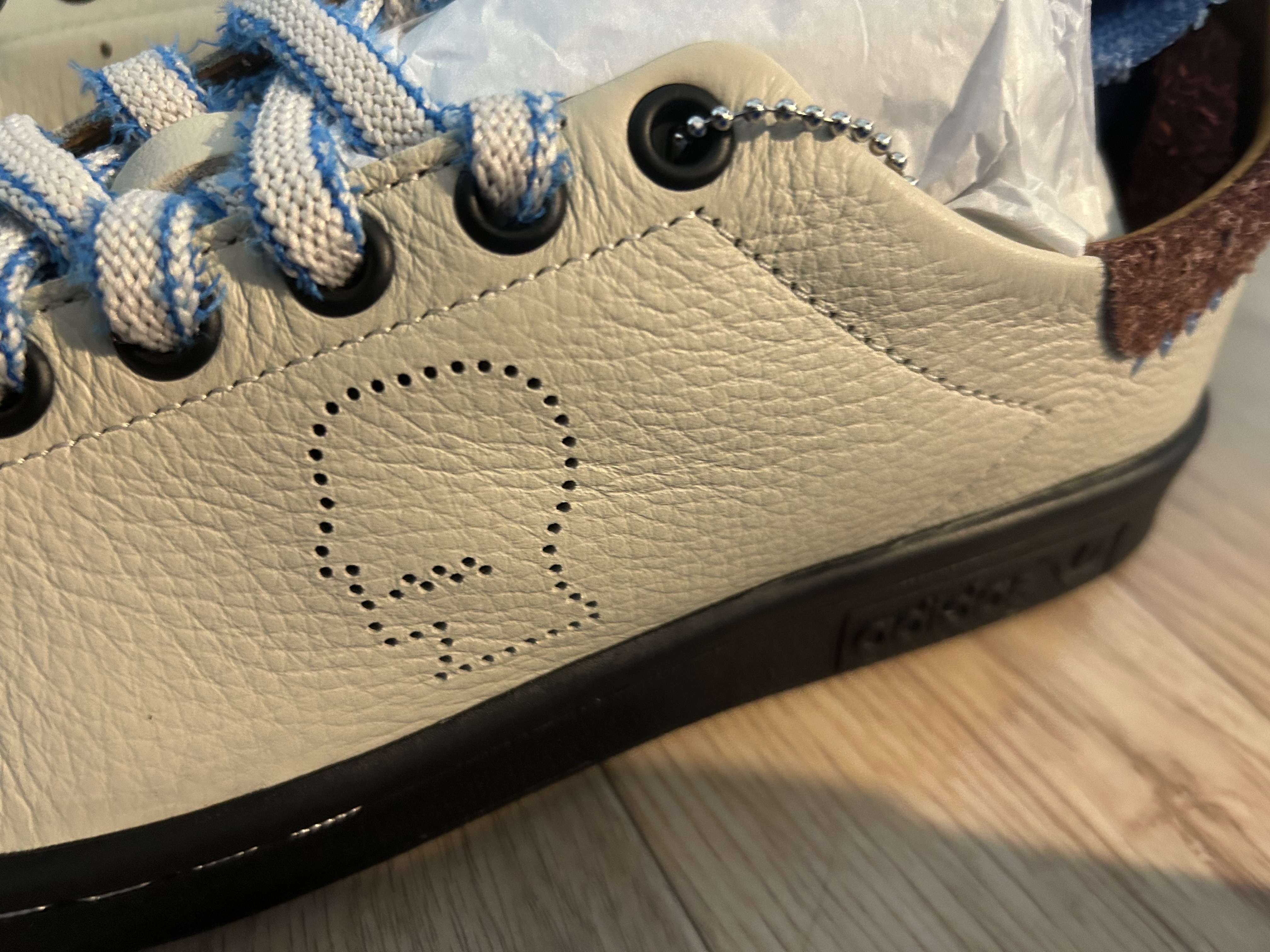 Adidas x Brain Dead Stan Smith Bliss Bahia Light Blue 착용 스타일