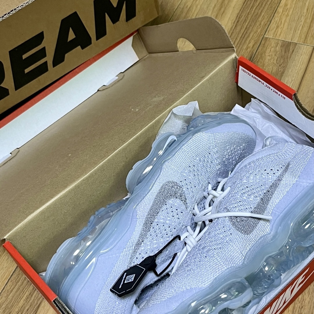 Nike Air VaporMax 2023 Flyknit Pure Platinum 착용 스타일 - 2