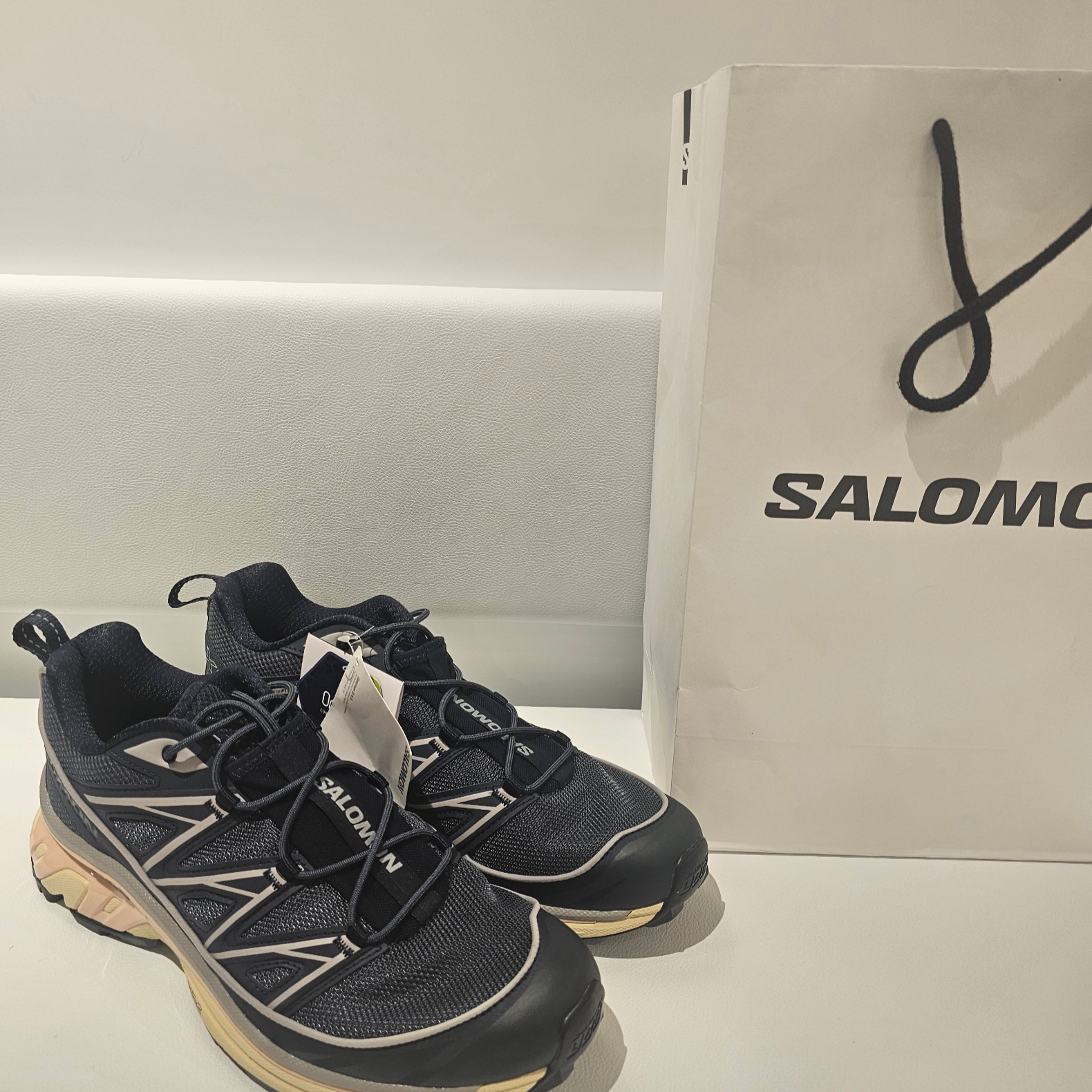 Salomon XT-6 Expanse Dark Sapphire India Ink 착용 스타일