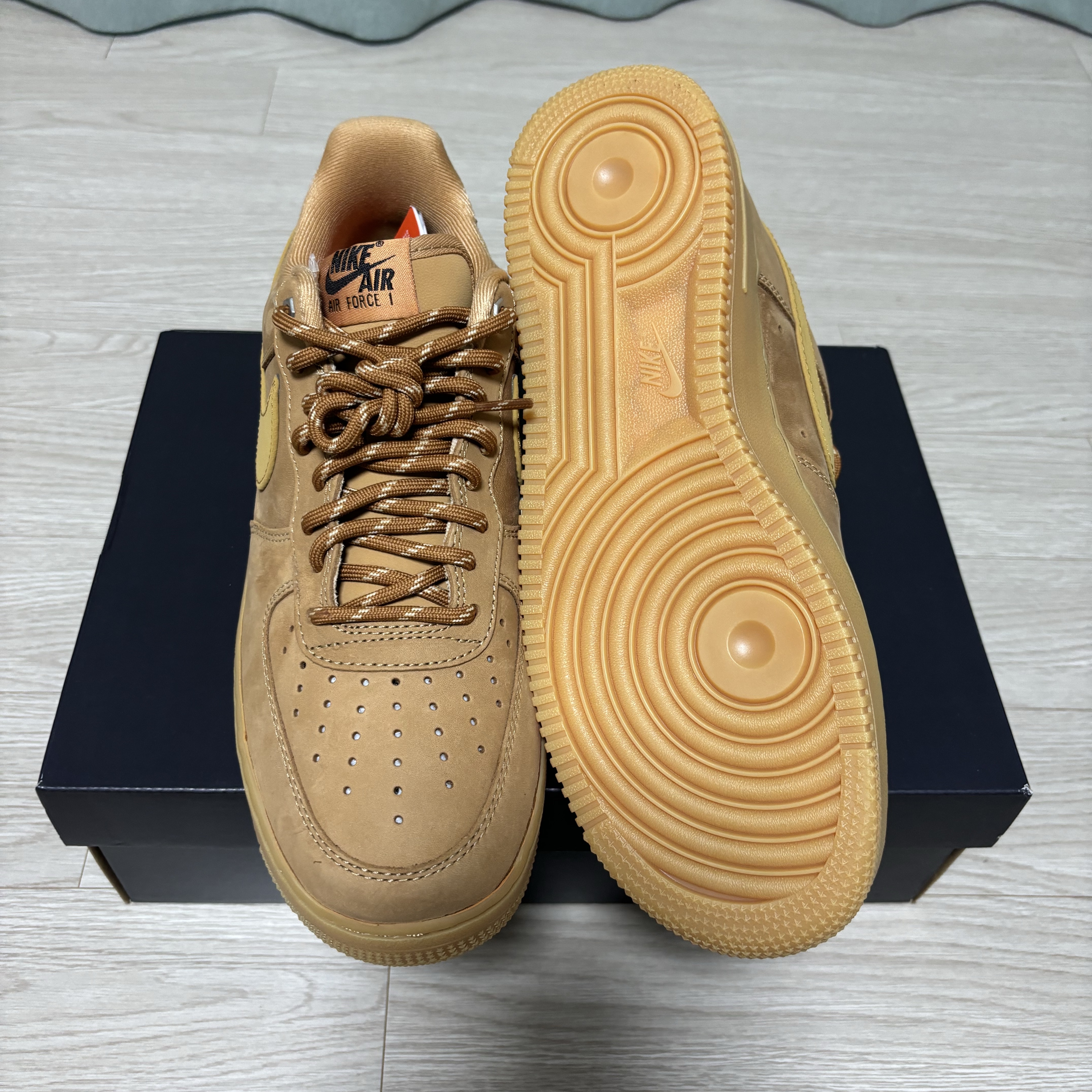 Nike Air Force 1 '07 WB Flax 착용 스타일 - 3