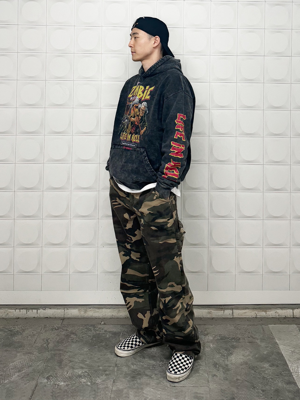 QT8 GARMENTS BN Camo Carpenter Pant Khaki, Vans Slip-On 98 DX Anaheim Factory Classic Checkerboard 착용 스타일 - 1