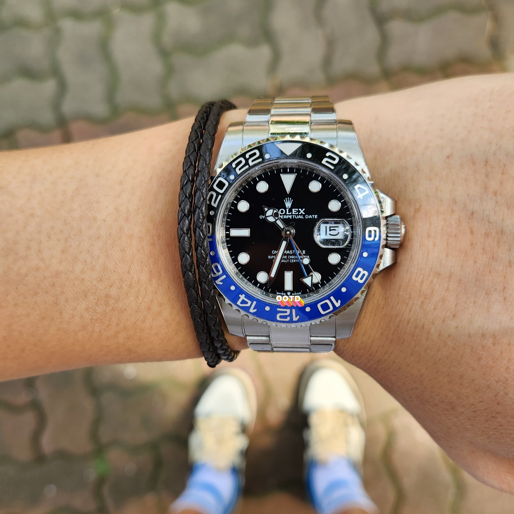 Rolex GMT-Master II 40mm 126710BLNR Black Oyster 착용 스타일