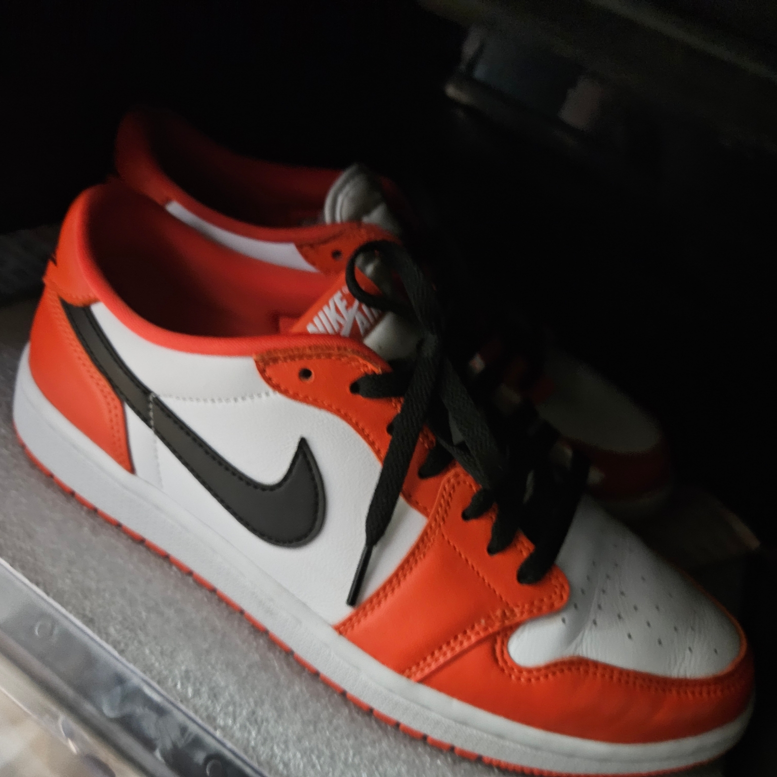 Jordan 1 Low OG Starfish 착용 스타일