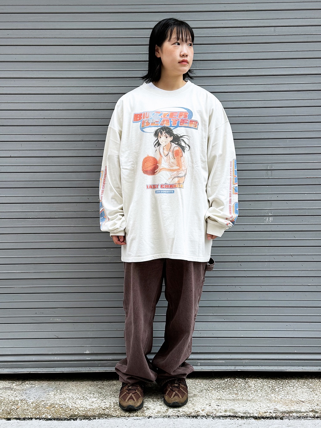 QT8 GARMENTS TL Buzzer Beater Vintage Washed Long Sleeve Ecru, QT8 GARMENTS TL Denim Carpenter Pant Brown 착용 스타일 - 1