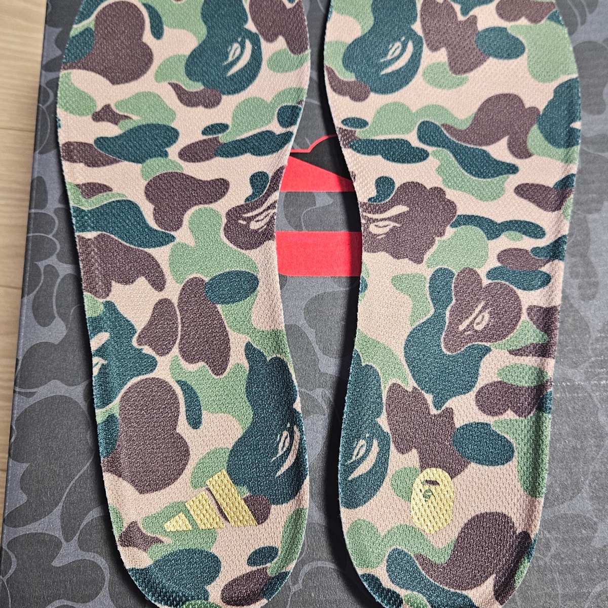 Adidas x BAPE Dame 9 Core Black 착용 스타일 - 4