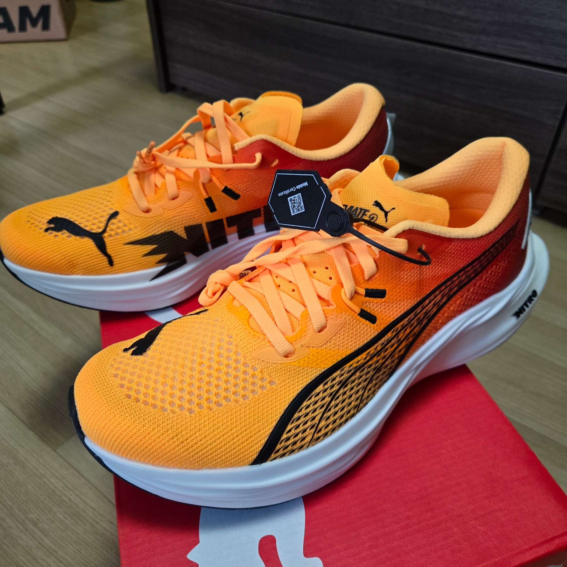 Puma Deviate Nitro 3 Fade Sun Stream Sunset Glow 착용 스타일