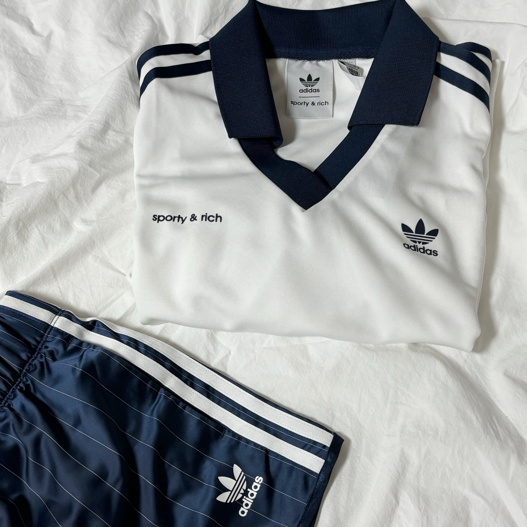 (W) Adidas x Sporty & Rich Shorts White Night Indigo - KR Sizing, (W) Adidas x Sporty & Rich Long Sleeve Football Jersey White Night Indigo - KR Sizing 착용 스타일