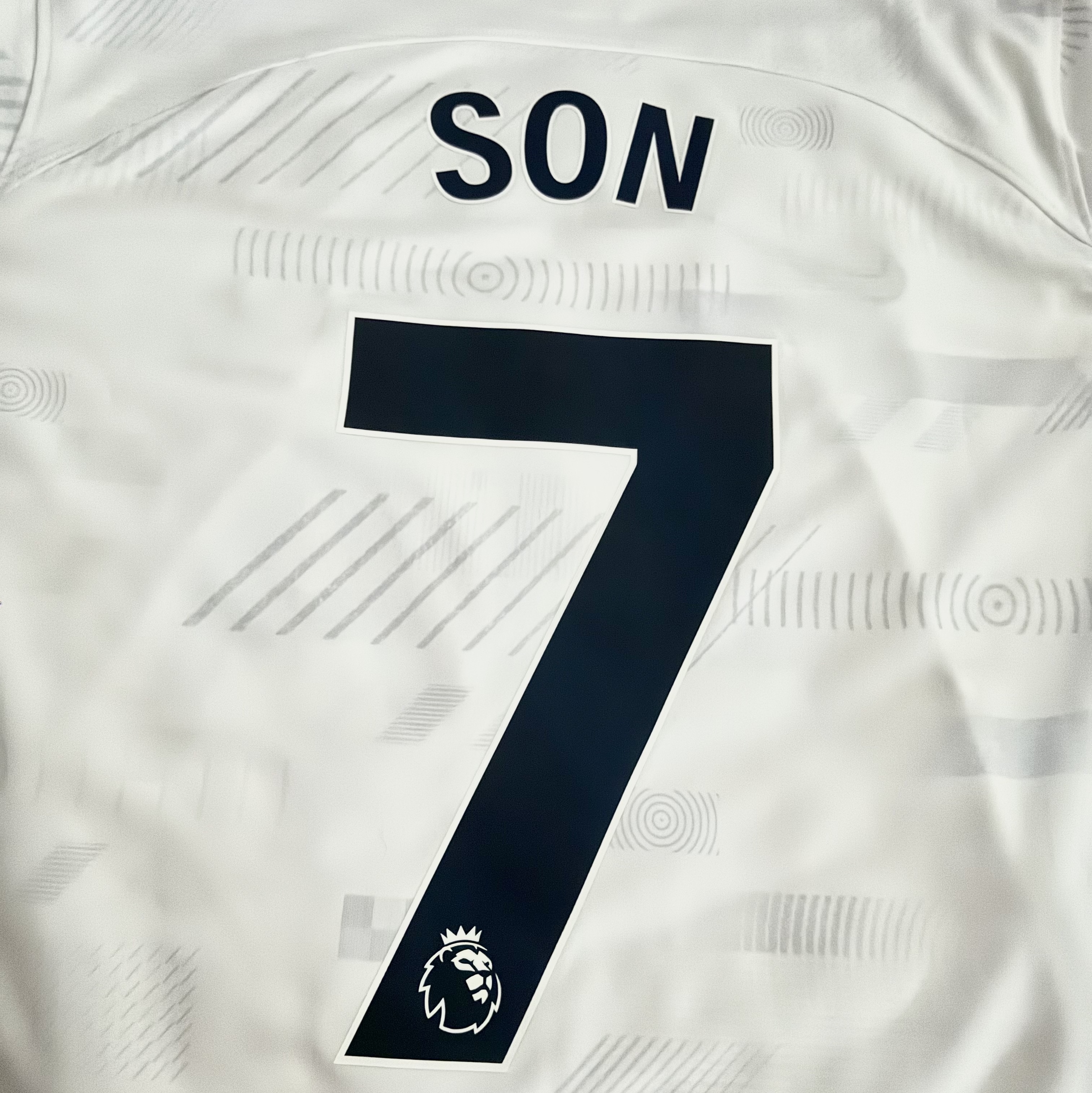 Nike Tottenham Hotspur 2023/24 Dri-Fit Stadium Home Jersey White (Non Marking Ver.) 착용 스타일