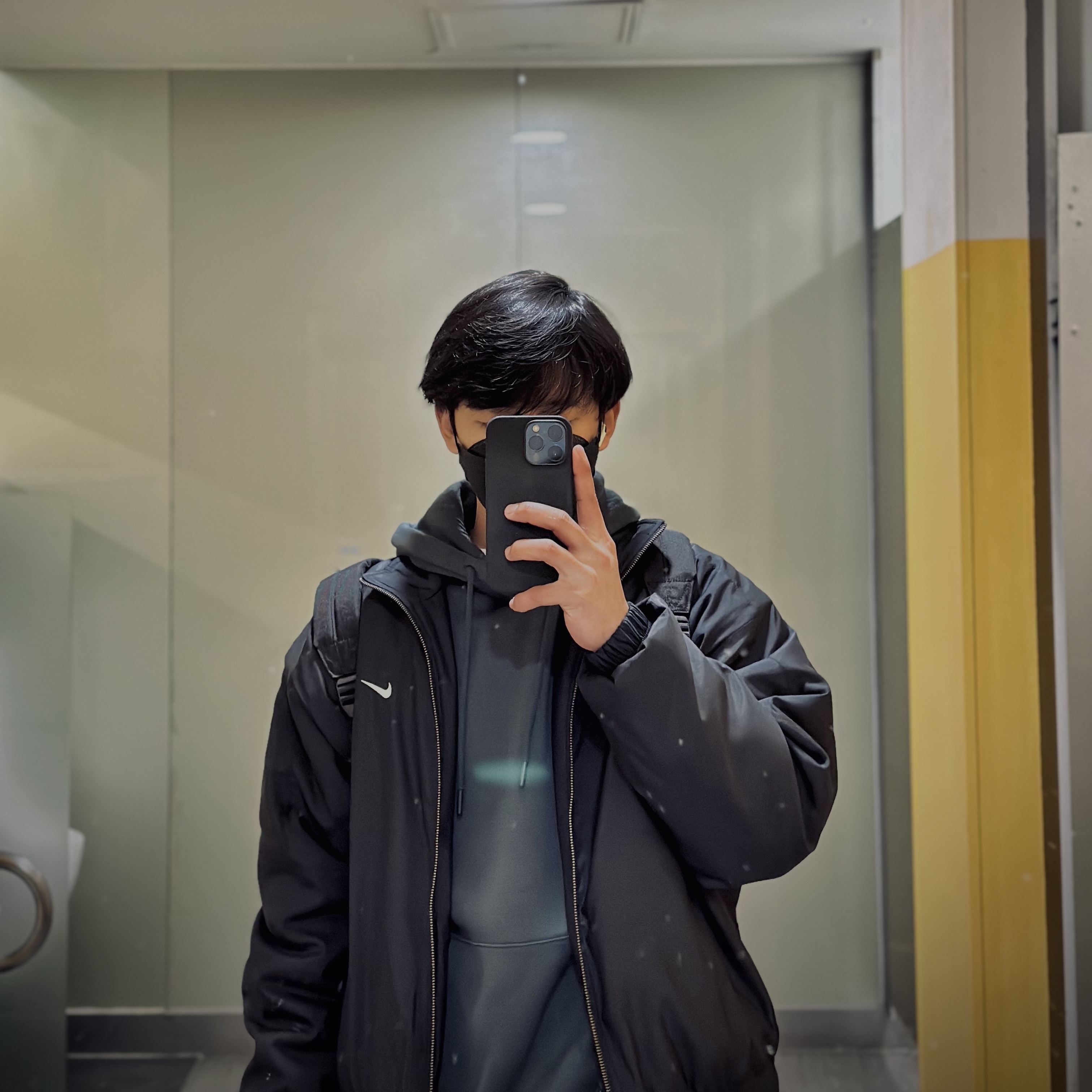 Nike NRG Solo Swoosh Satin Bomber Jacket Black - Asia 착용 스타일