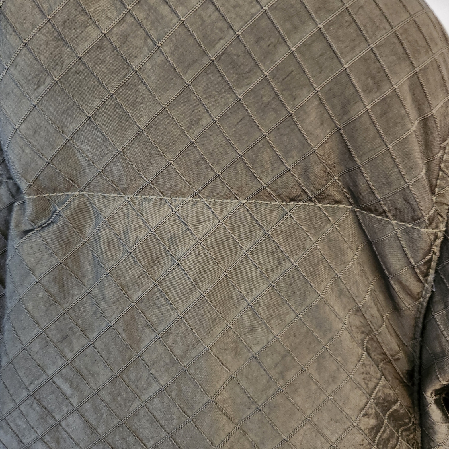 Stone Island 43232 Macro Ripstop Nylon Metal in Econyl Regenerated Nylon Down-TC Olive Green - 23FW 착용 스타일