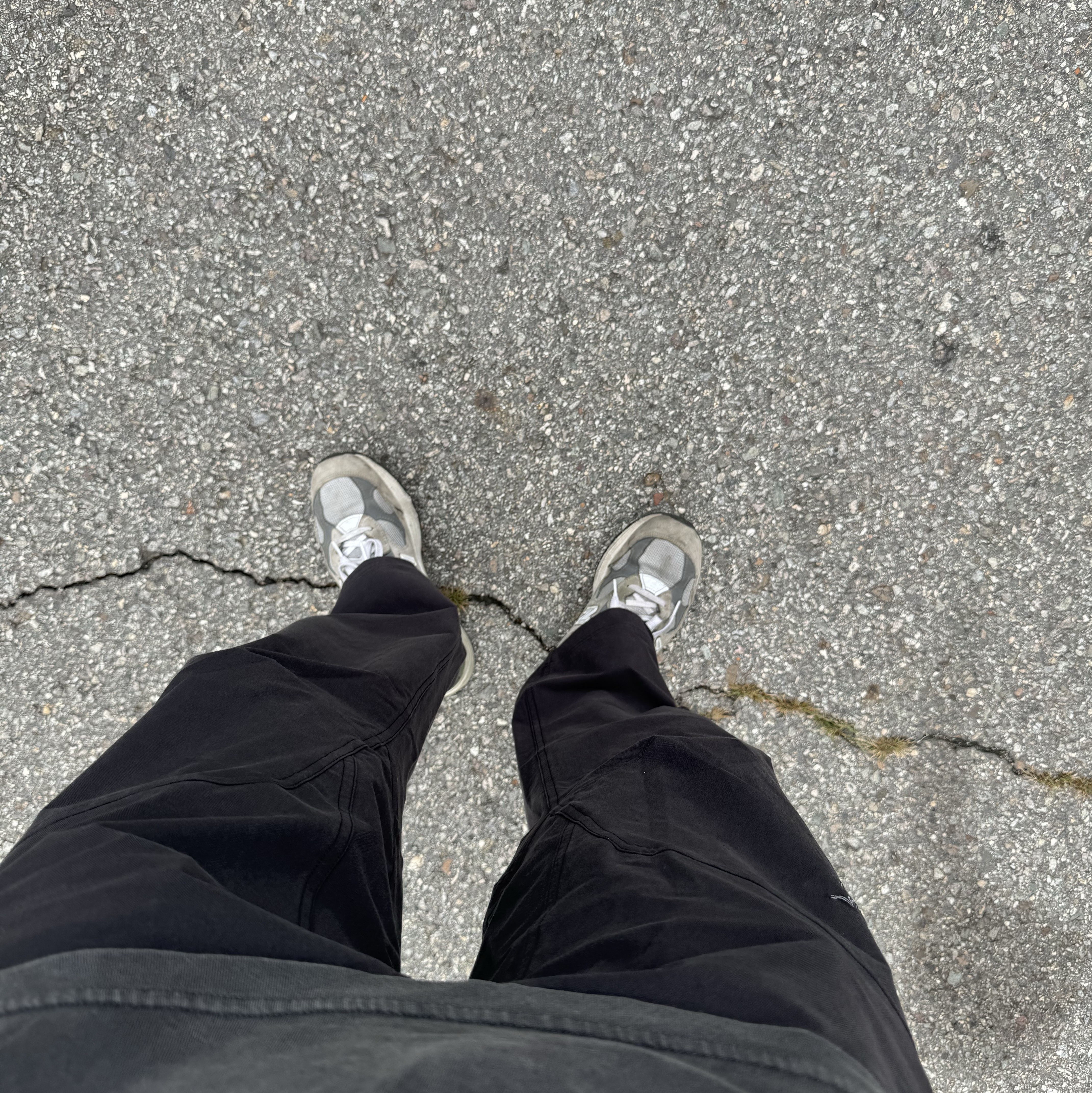 Arc'teryx Cronin Cotton Pants Black 착용 스타일