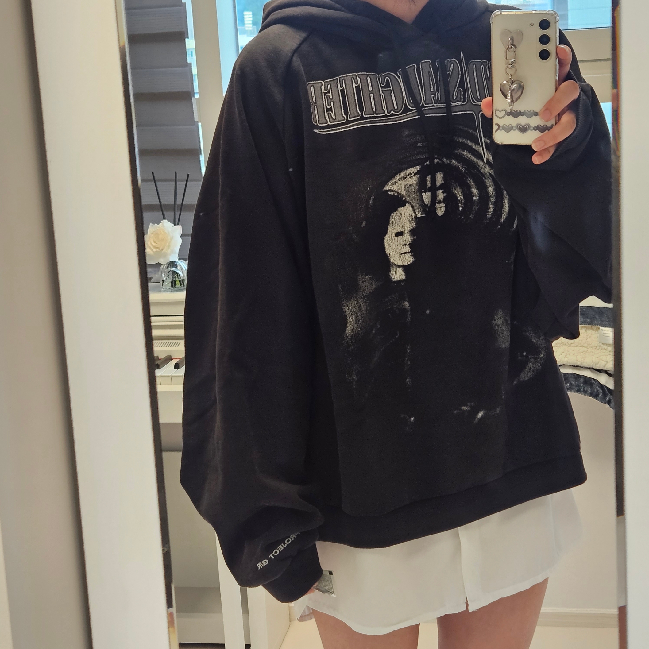 Project G/R Mind Slaughter Vintage Washeed Hoodie Black 착용 스타일