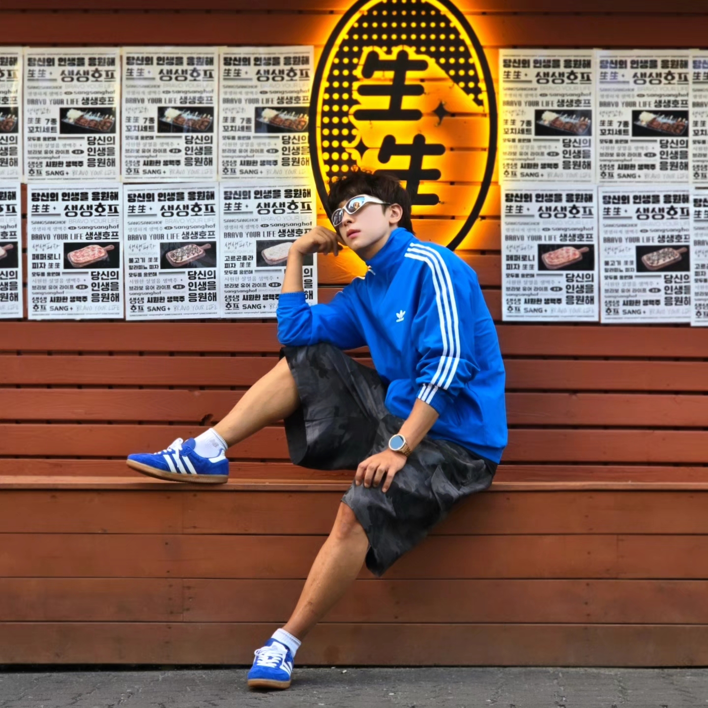 Adidas Adicolor Woven Firebird Track Top Blue Bird  - KR Sizing, Samsung Galaxy Watch6 44mm LTE Silver (Korean Ver.) 착용 스타일 - 5