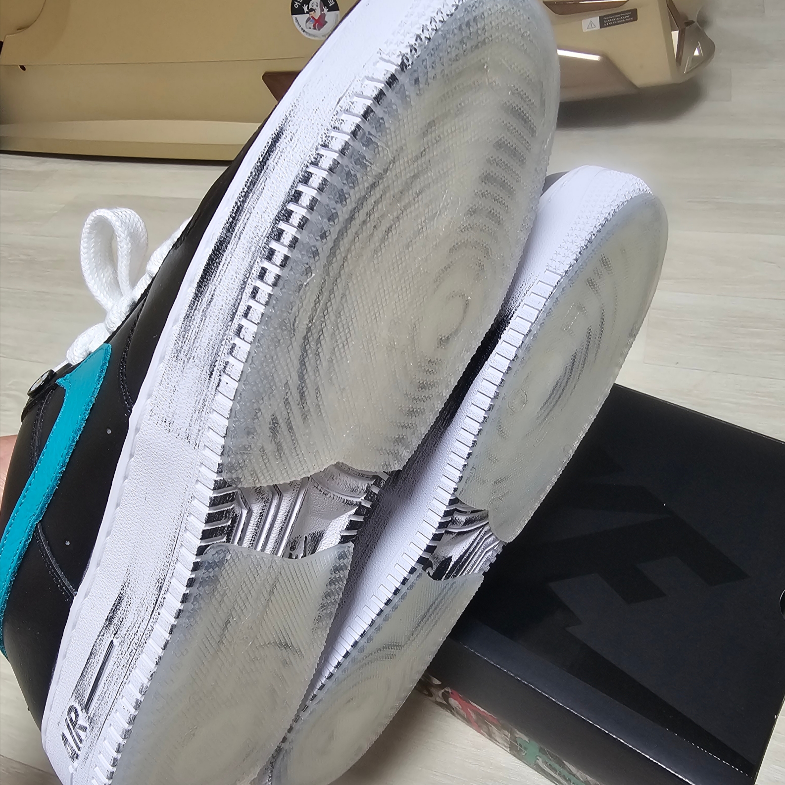 Nike x Peaceminusone Air Force 1 Low Para-Noise 3.0 Black and Multicolor 착용 스타일 - 2