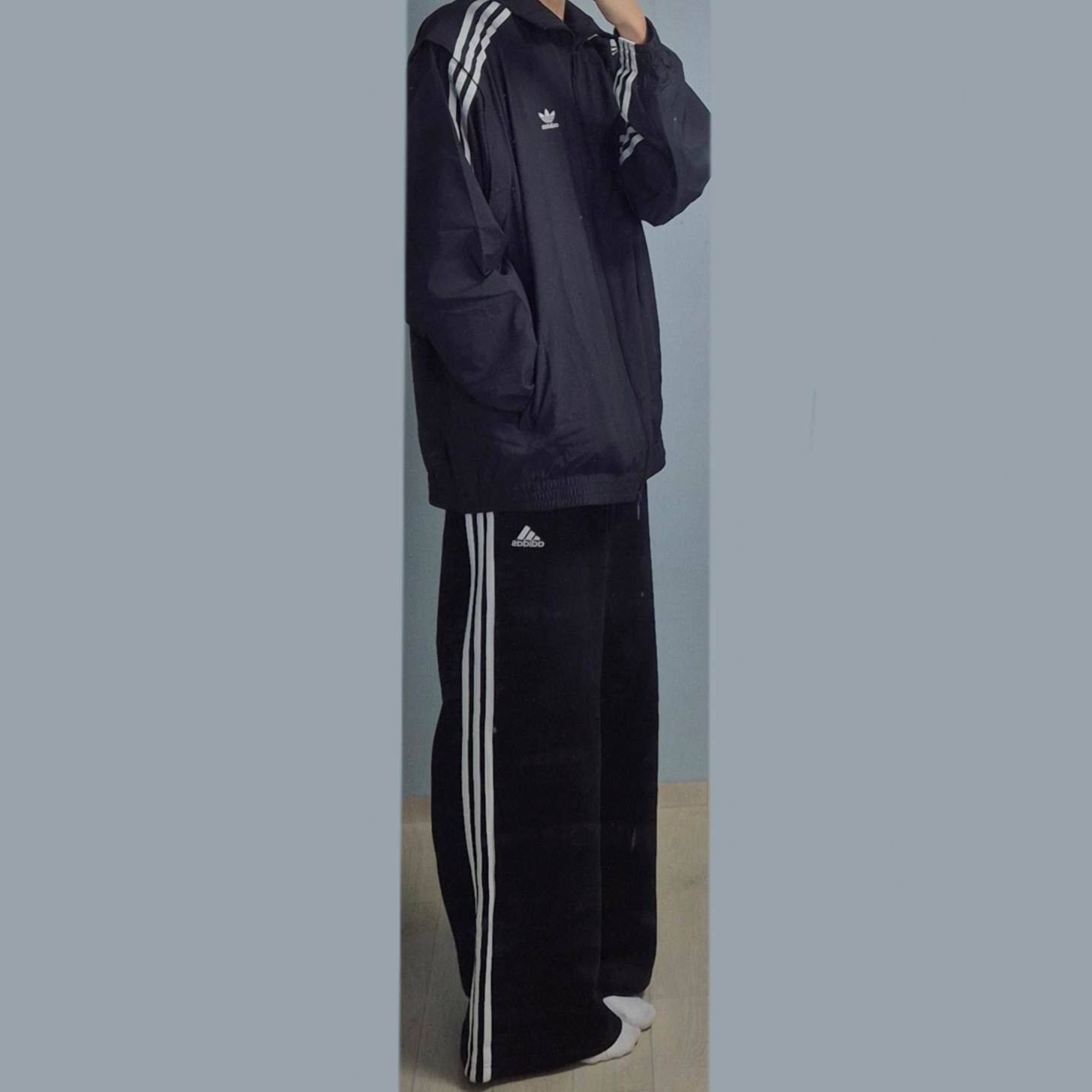 (W) Adidas Adilenium Season 2 Oversized Zip Track Top Gender Neutral Black - KR Sizing, (W) Adidas Essentials 3-Stripes French Terry Wide Pants Black - KR Sizing 착용 스타일