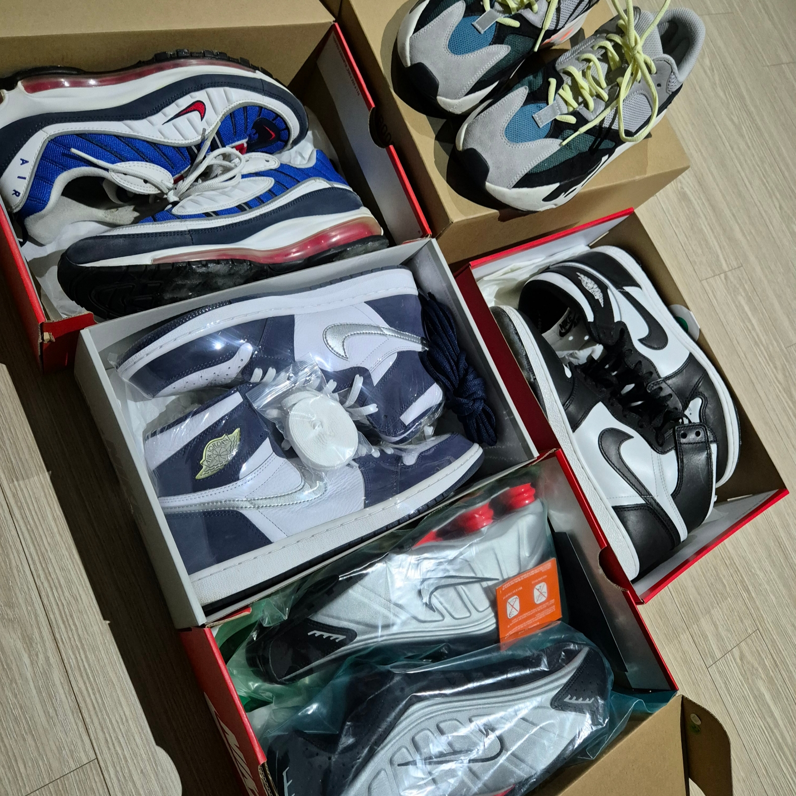 Jordan 1 High 85 Black White, Jordan 1 Retro High OG CO.JP Midnight Navy 착용 스타일