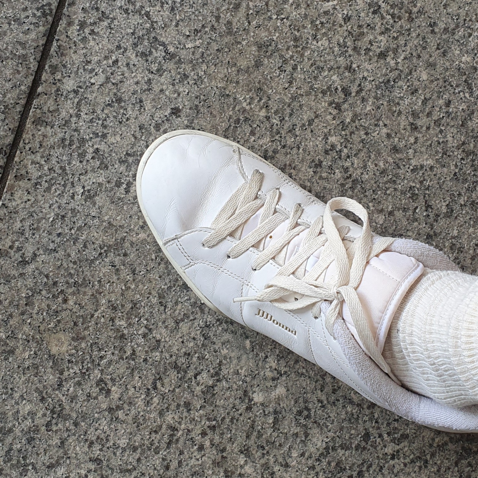 Reebok x JJJJound NPC II White 착용 스타일
