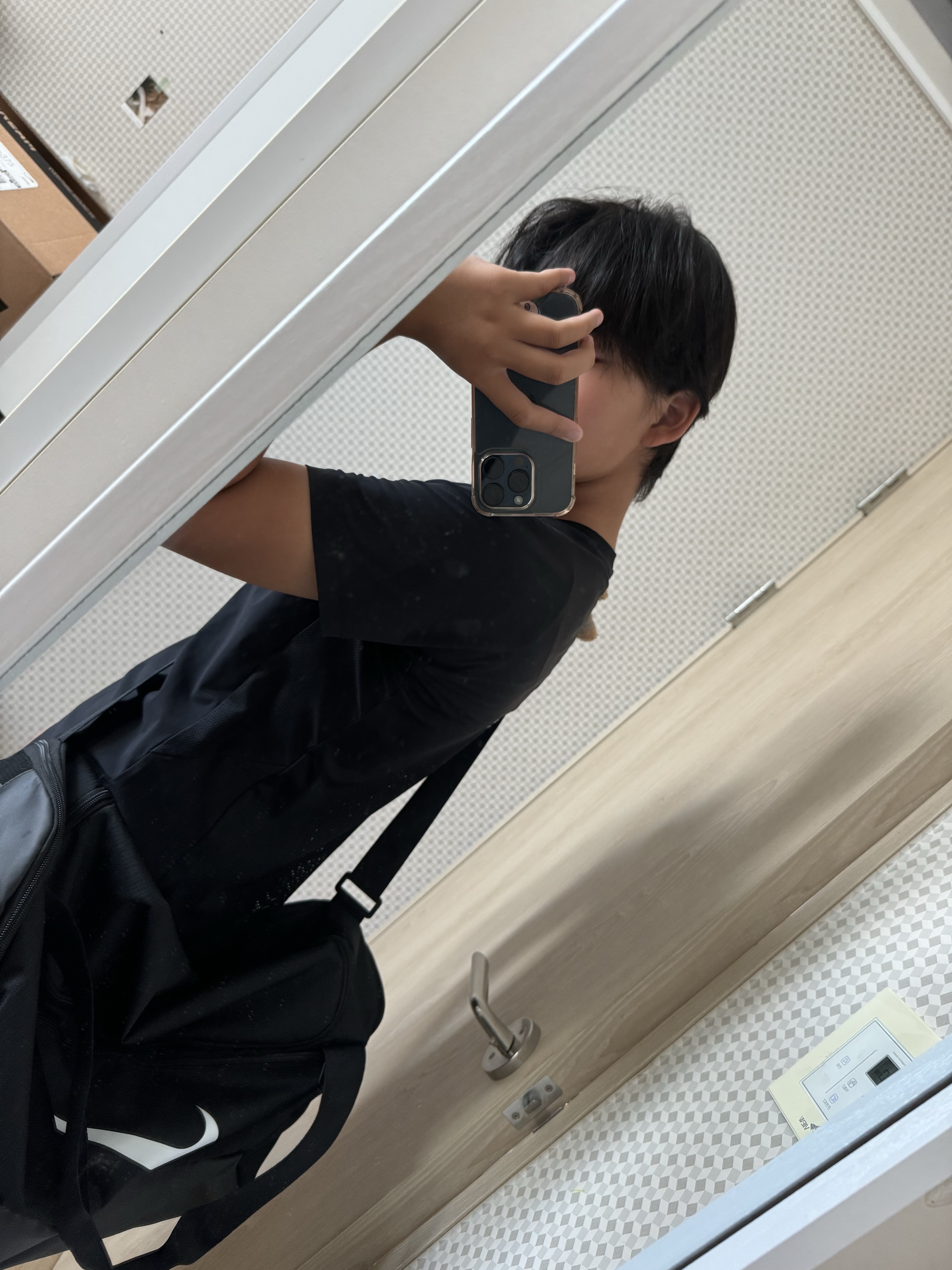 Nike Brasilia 9.5 Training Duffle Bag Small 41L Black 착용 스타일