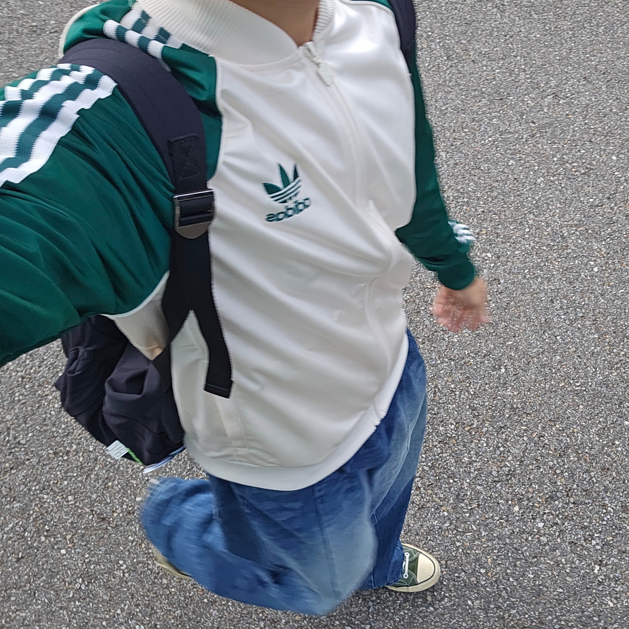 Adidas SST Track Top Wonder White Collegiate Green - KR Sizing 착용 스타일 - 2