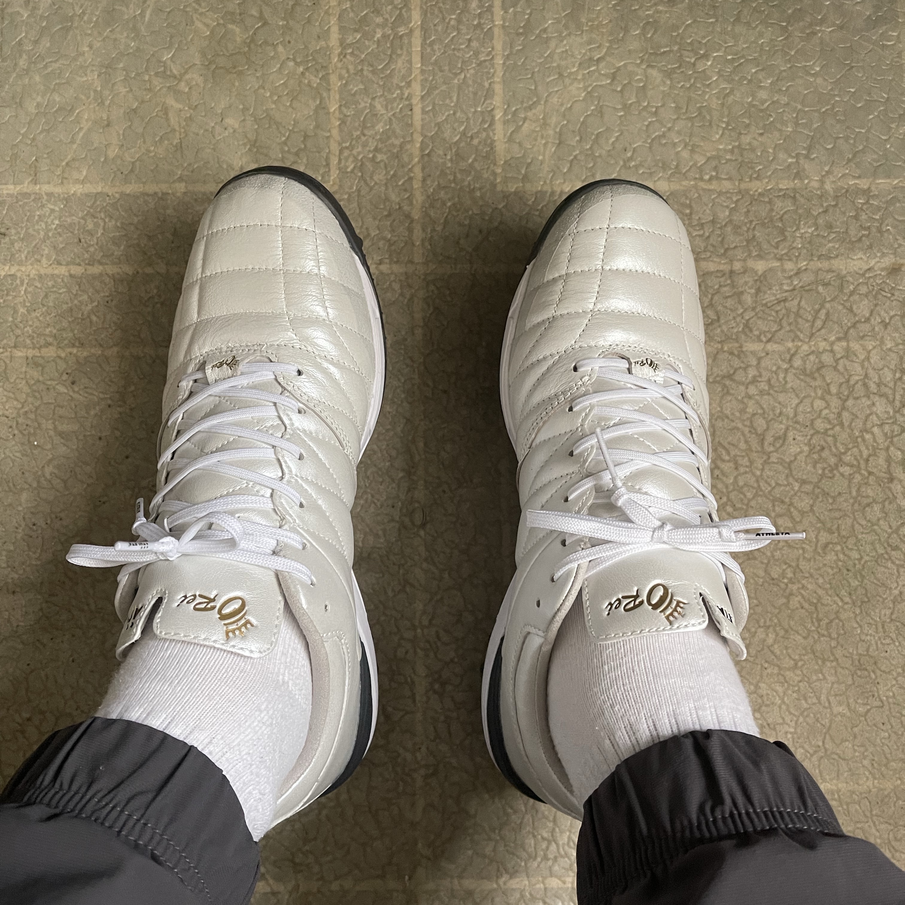 Athleta 12007 O-Rei Treinamento TF A005 Pearl White 착용 스타일 - 2
