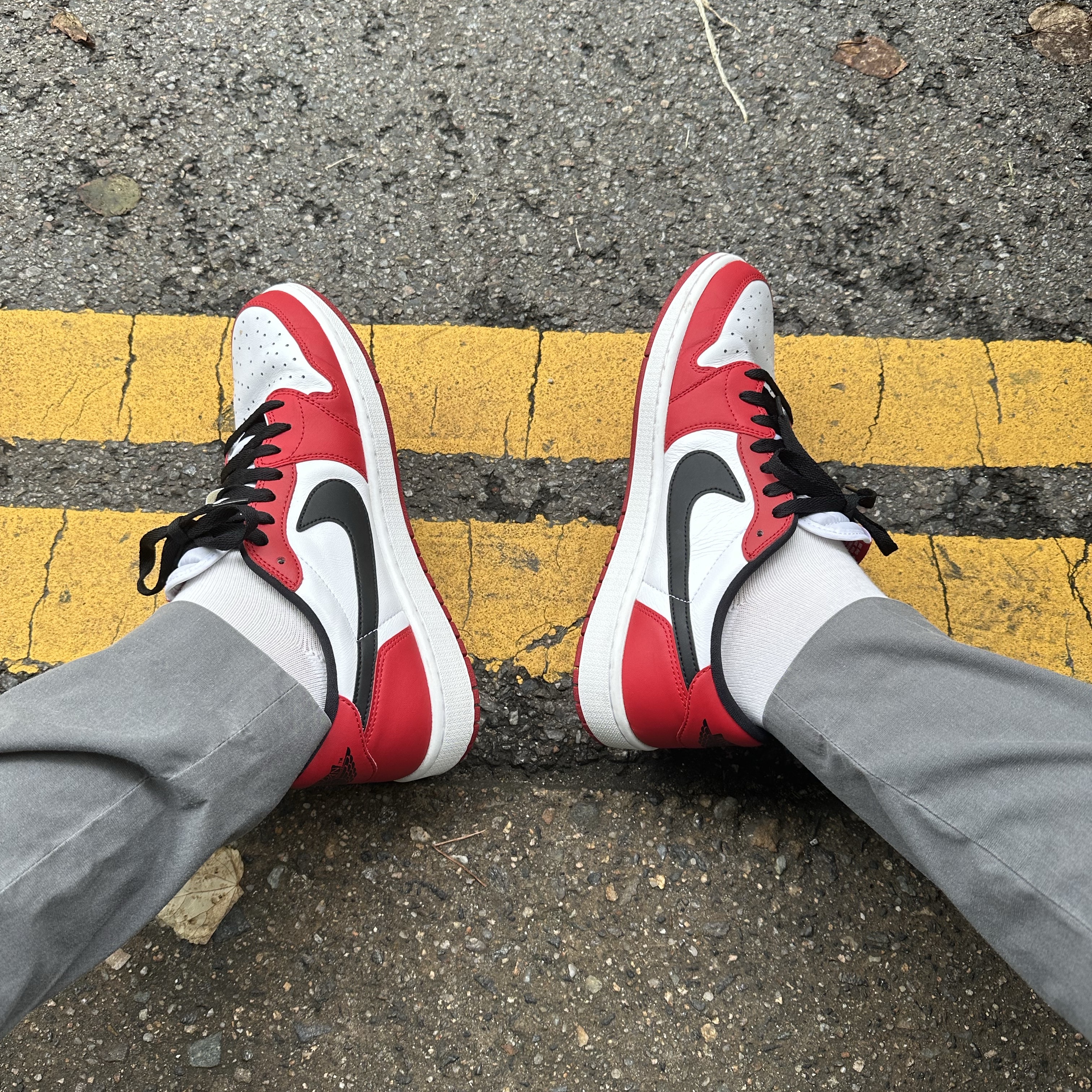 Jordan 1 Retro Low OG Chicago 2016 착용 스타일 - 2