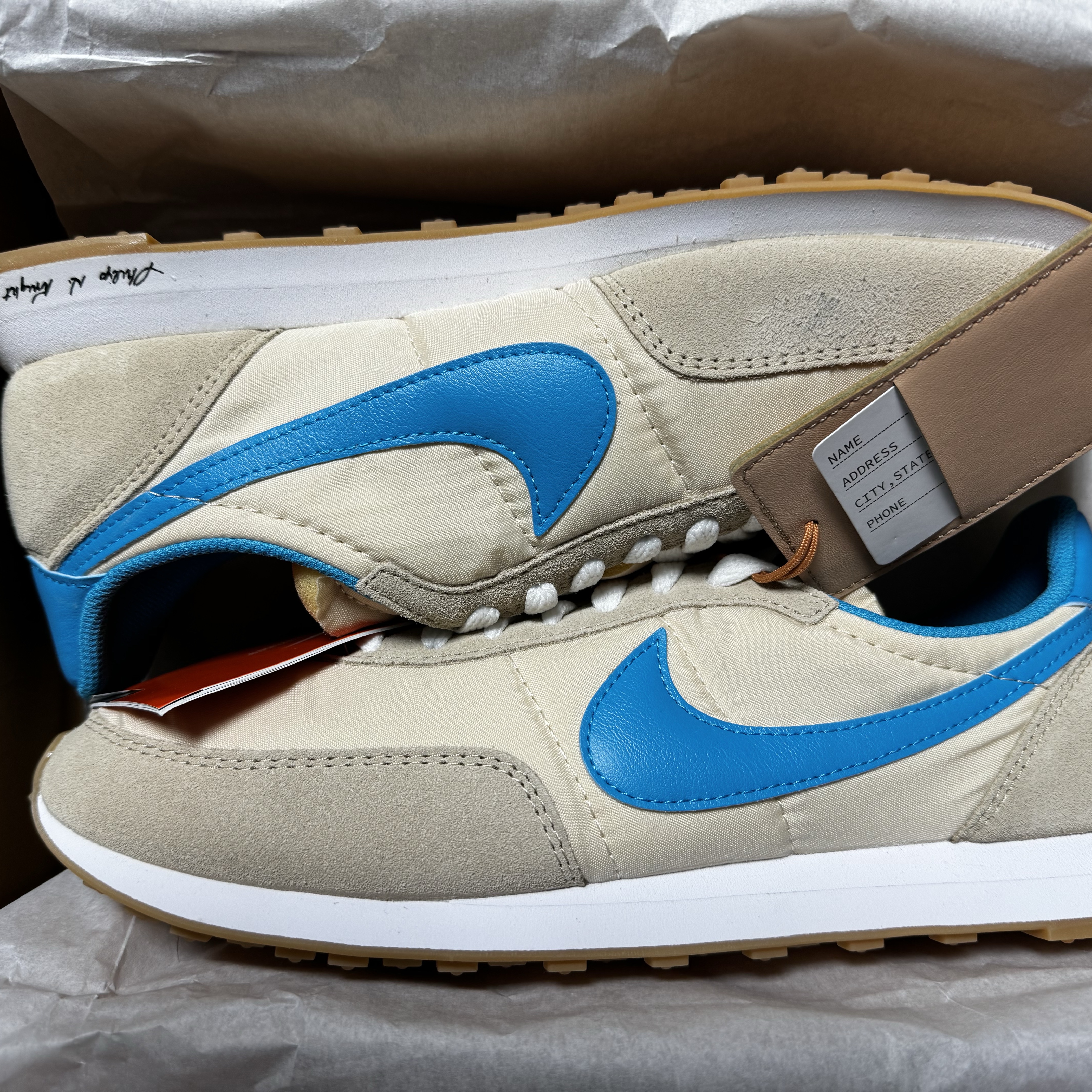 Nike Waffle Trainer 2 Pearl White Laser Blue 착용 스타일 - 2