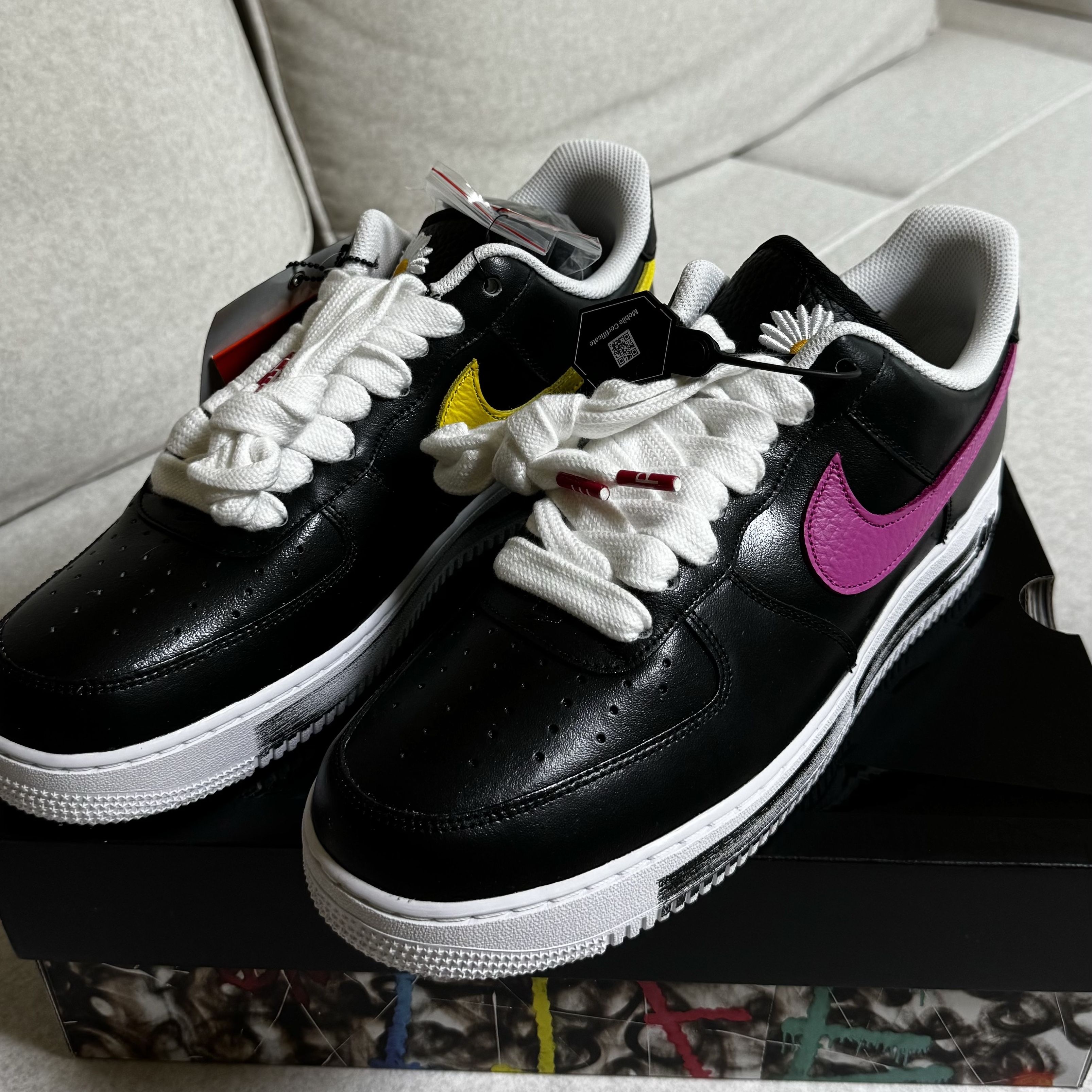 Nike x Peaceminusone Air Force 1 Low Para-Noise 3.0 Black and Multicolor 착용 스타일