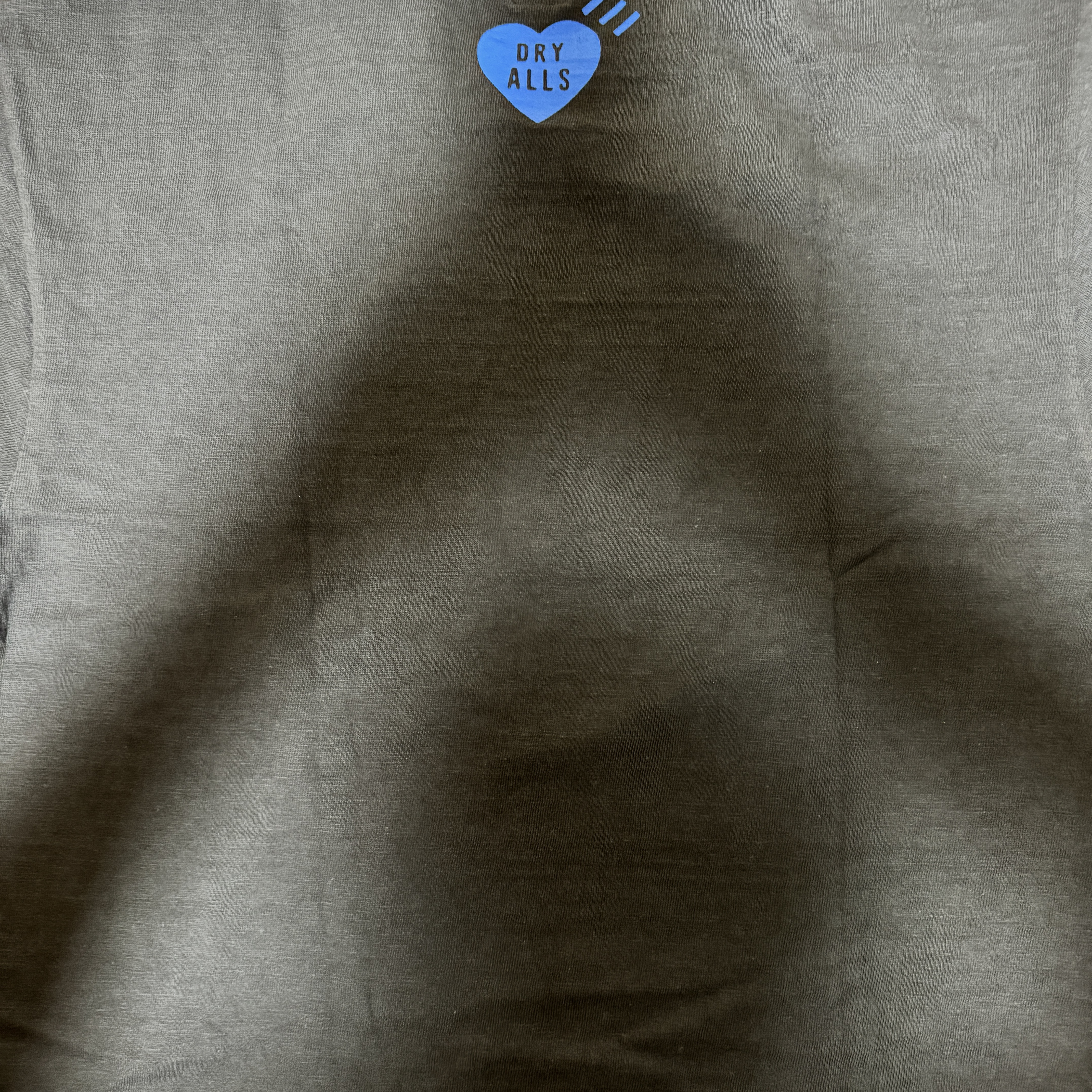 Human Made Heart T-Shirt Black Blue - Offline Store Exclusive 착용 스타일 - 2