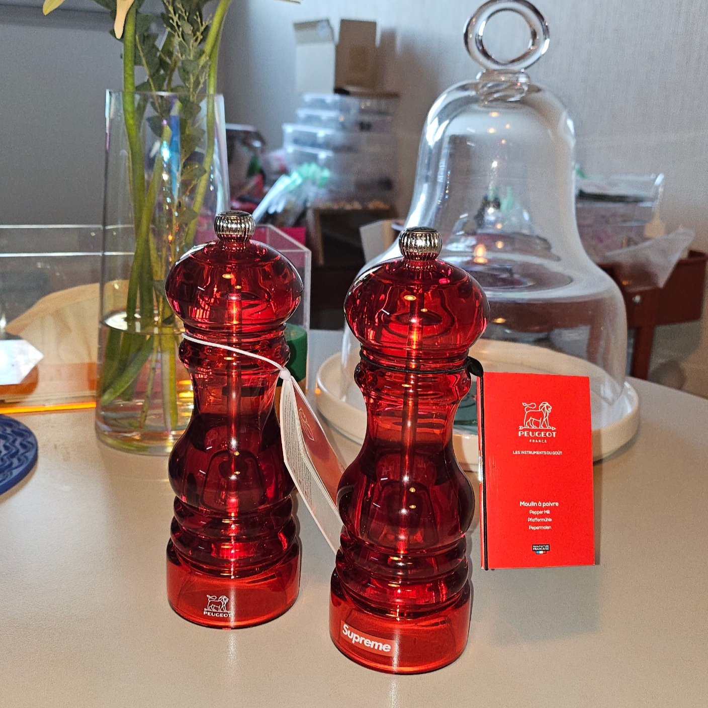 Supreme x Peugeot Salt & Pepper Mill Red (Set of 2) - 24FW 착용 스타일