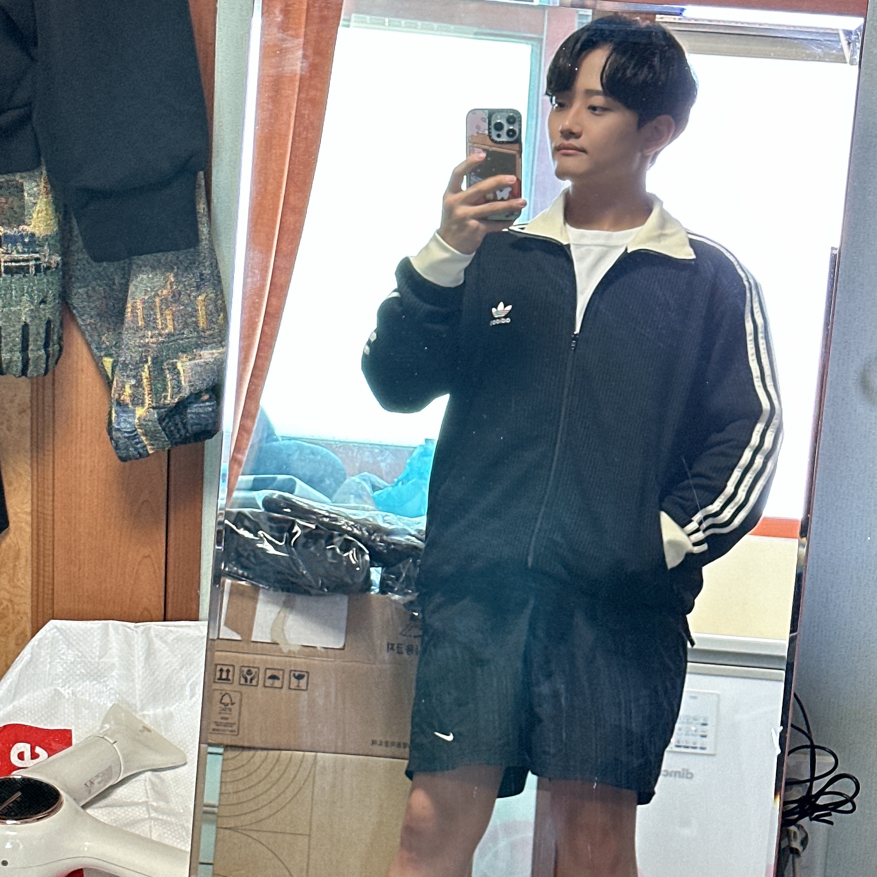 Adidas Waffle Beckenbauer Track Top Black - KR Sizing, Nike Solo Swoosh Woven Shorts Black - Asia 착용 스타일 - 2