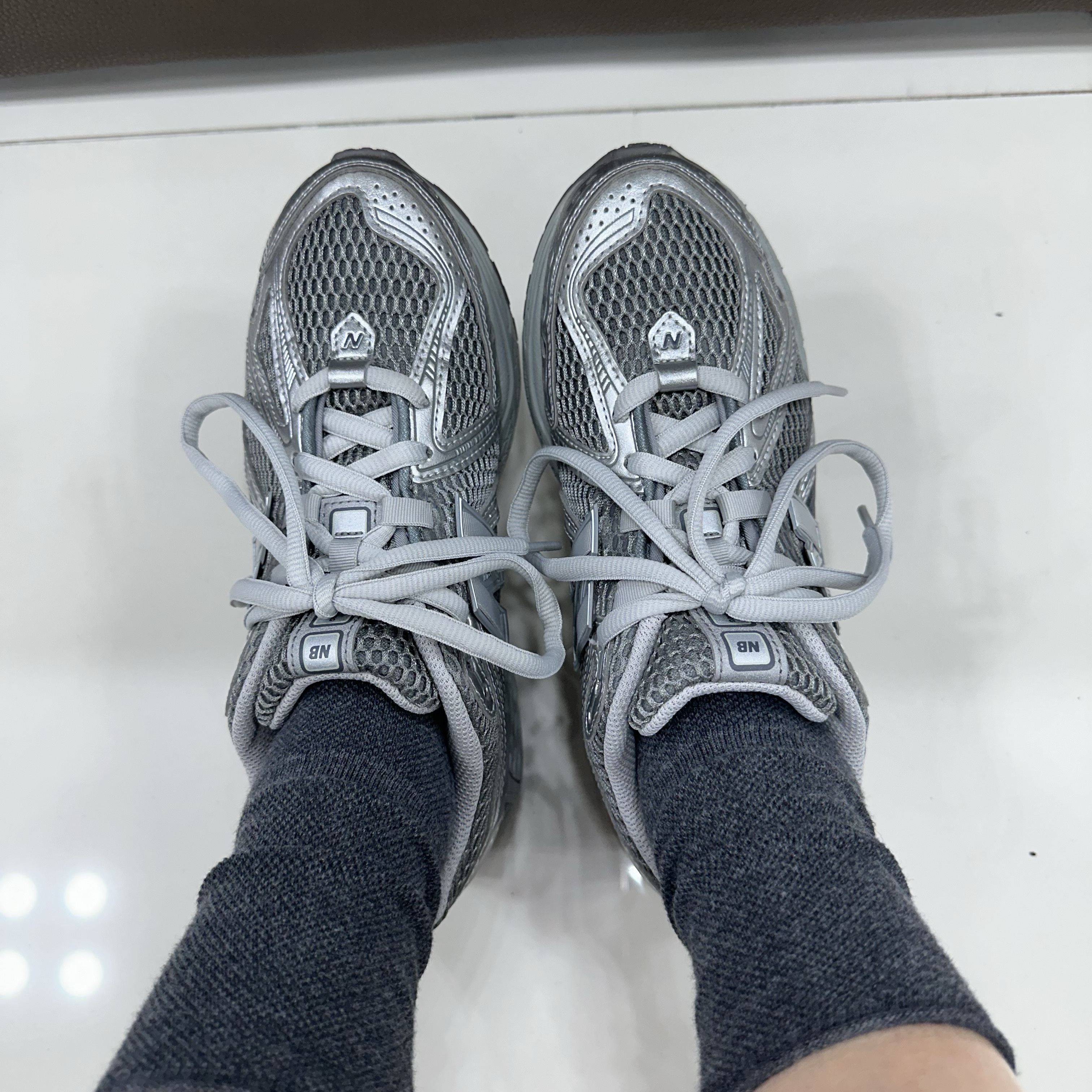 New Balance 1906R Harbor Grey Silver Metalic 착용 스타일