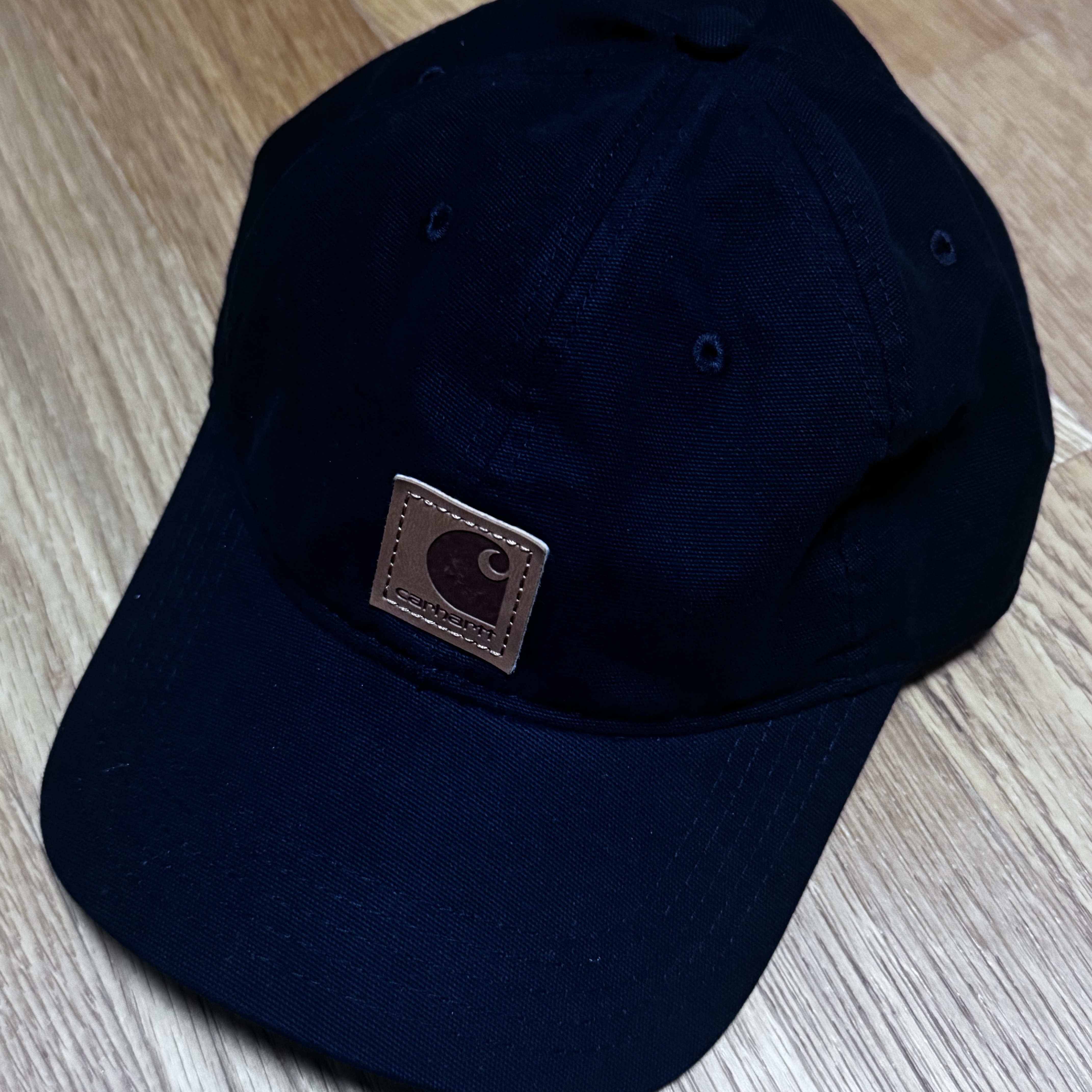Carhartt Canvas Cap Black 착용 스타일