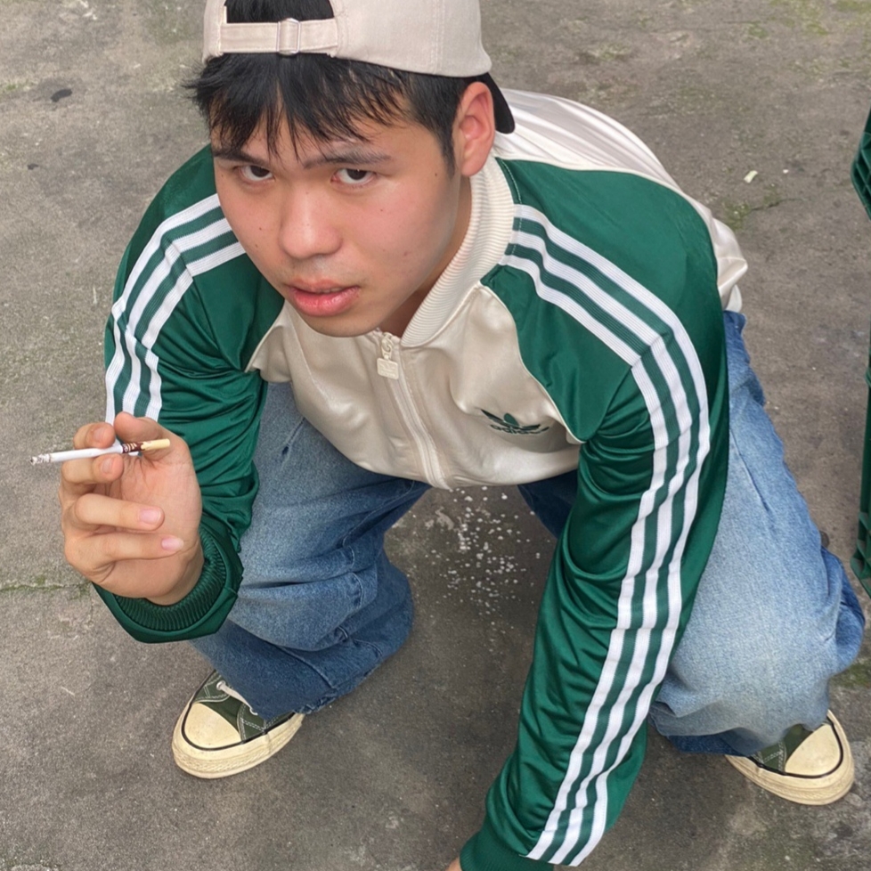 Adidas SST Track Top Wonder White Collegiate Green - KR Sizing 착용 스타일 - 1