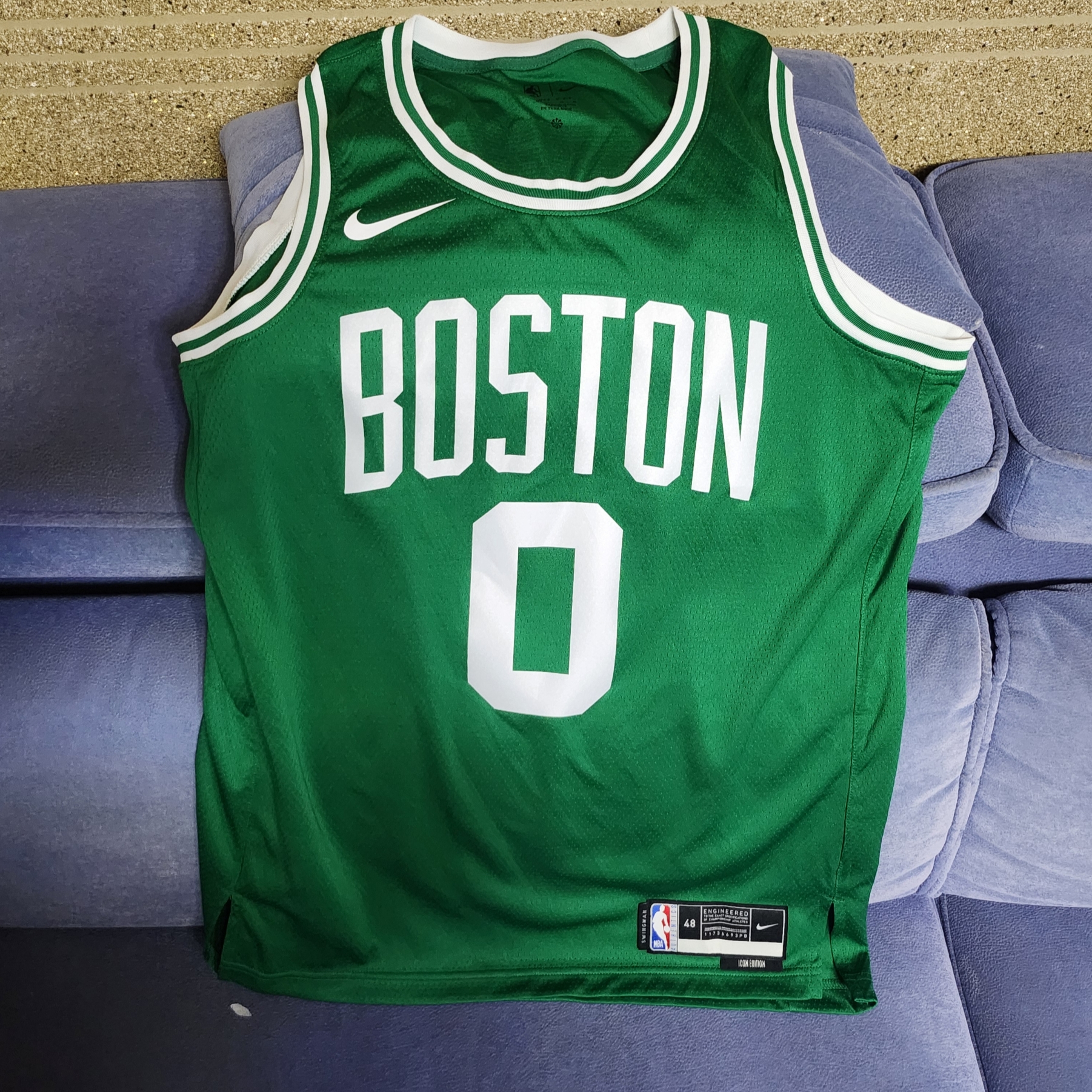 Nike Jayson Tatum Boston Celtics Icon Edition 2022/23 NBA Swingman Jersey Clover 착용 스타일 - 1
