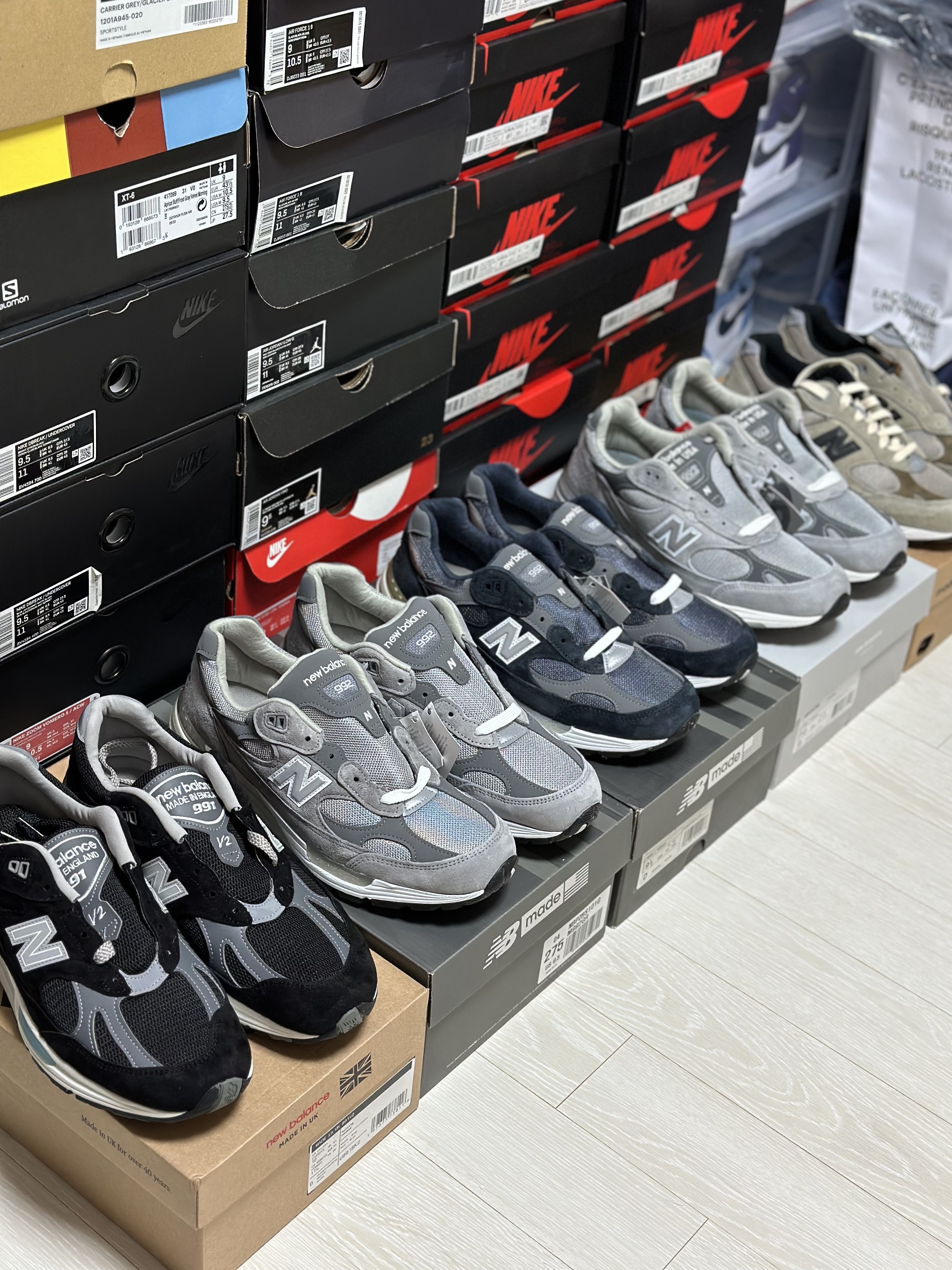 New Balance 991v2 Made in UK Black 착용 스타일 - 4
