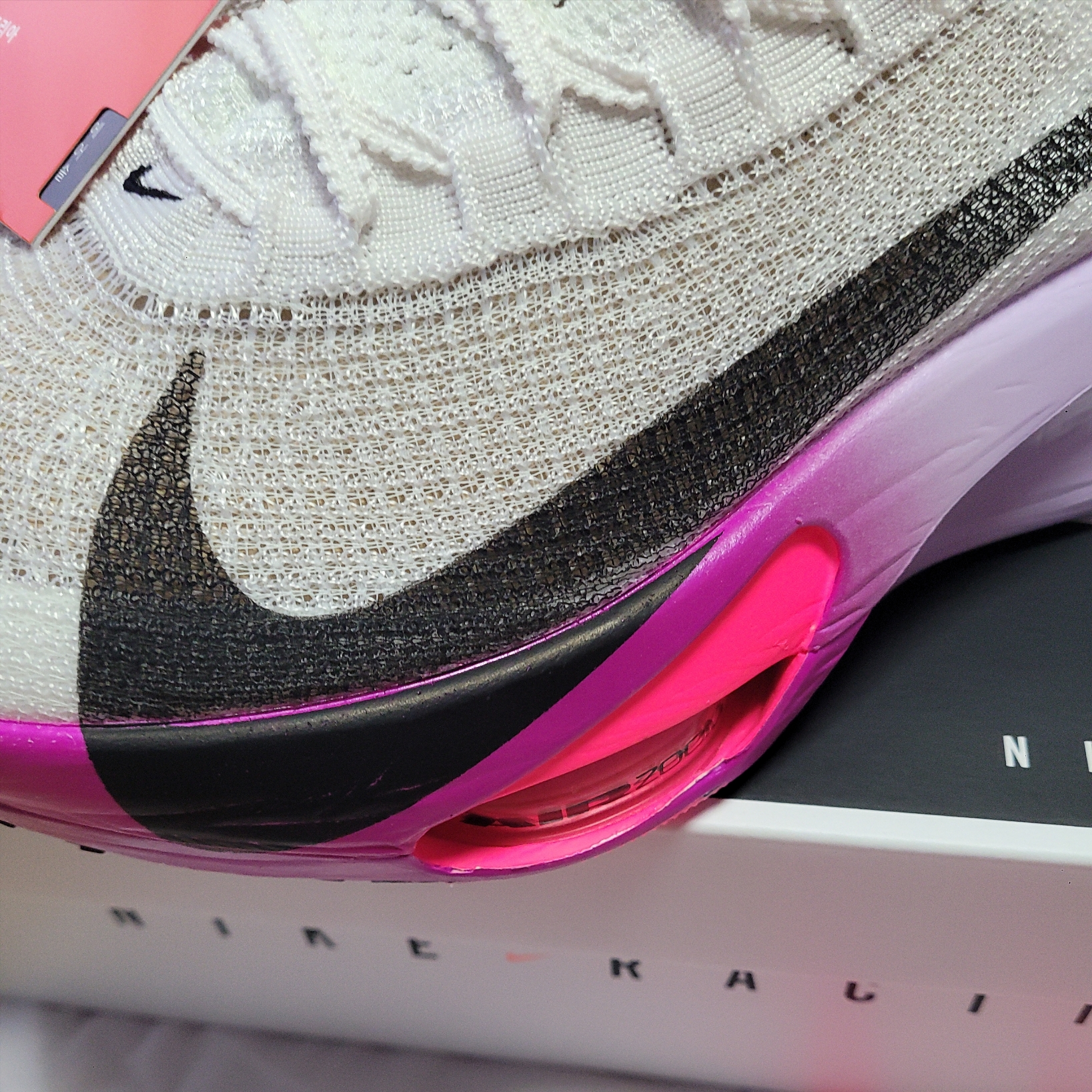 Nike Air Zoom Alphafly Next% 3 Hyper Pink 착용 스타일