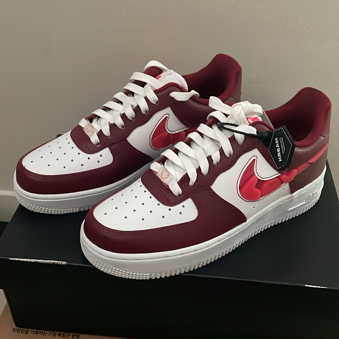 (W) Nike Air Force 1 '07 SE Low Love for All 착용 스타일